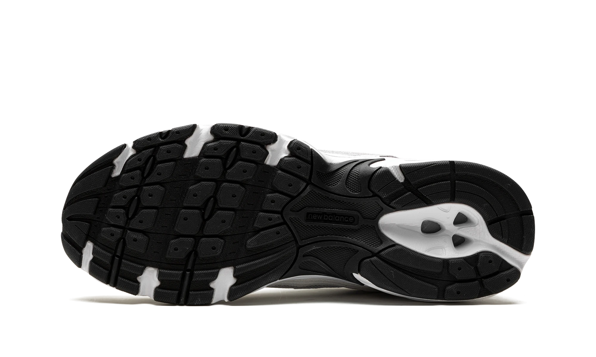 Outer rubber sole of the New Balance 530 Grey Matter Harbor Grey (MR530CB).