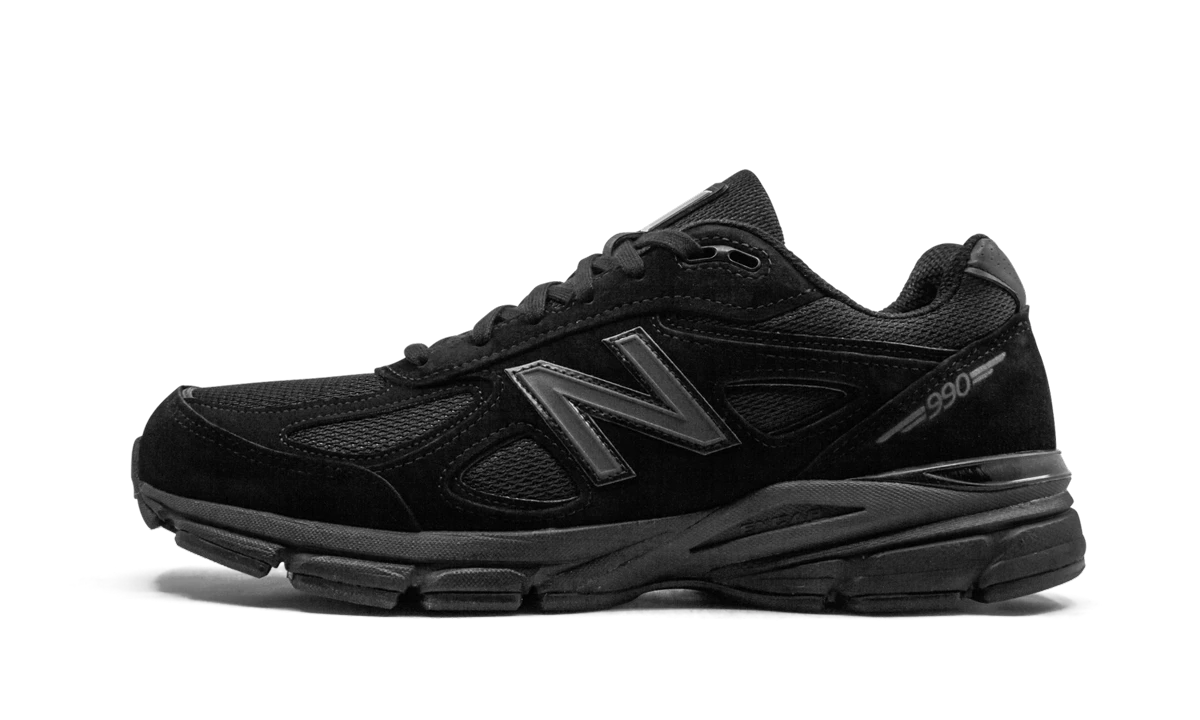 Sneaker New Balance 990v4 MiUSA Black (M990BB4) in leather black — outer profile view.