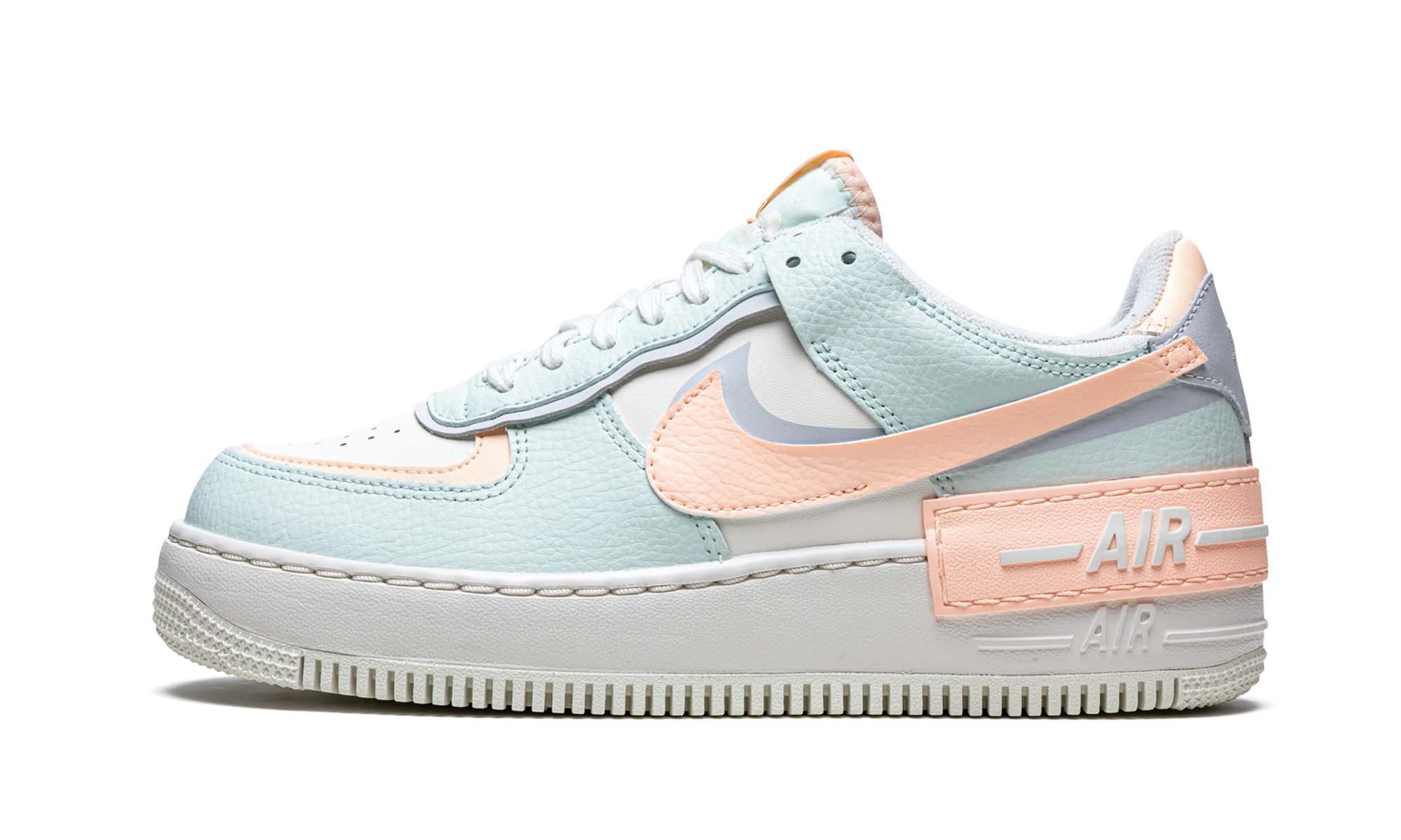 Sneaker Nike Air Force 1 Low Shadow Sail Barely Green (CU8591-104) in leather — outer profile view.