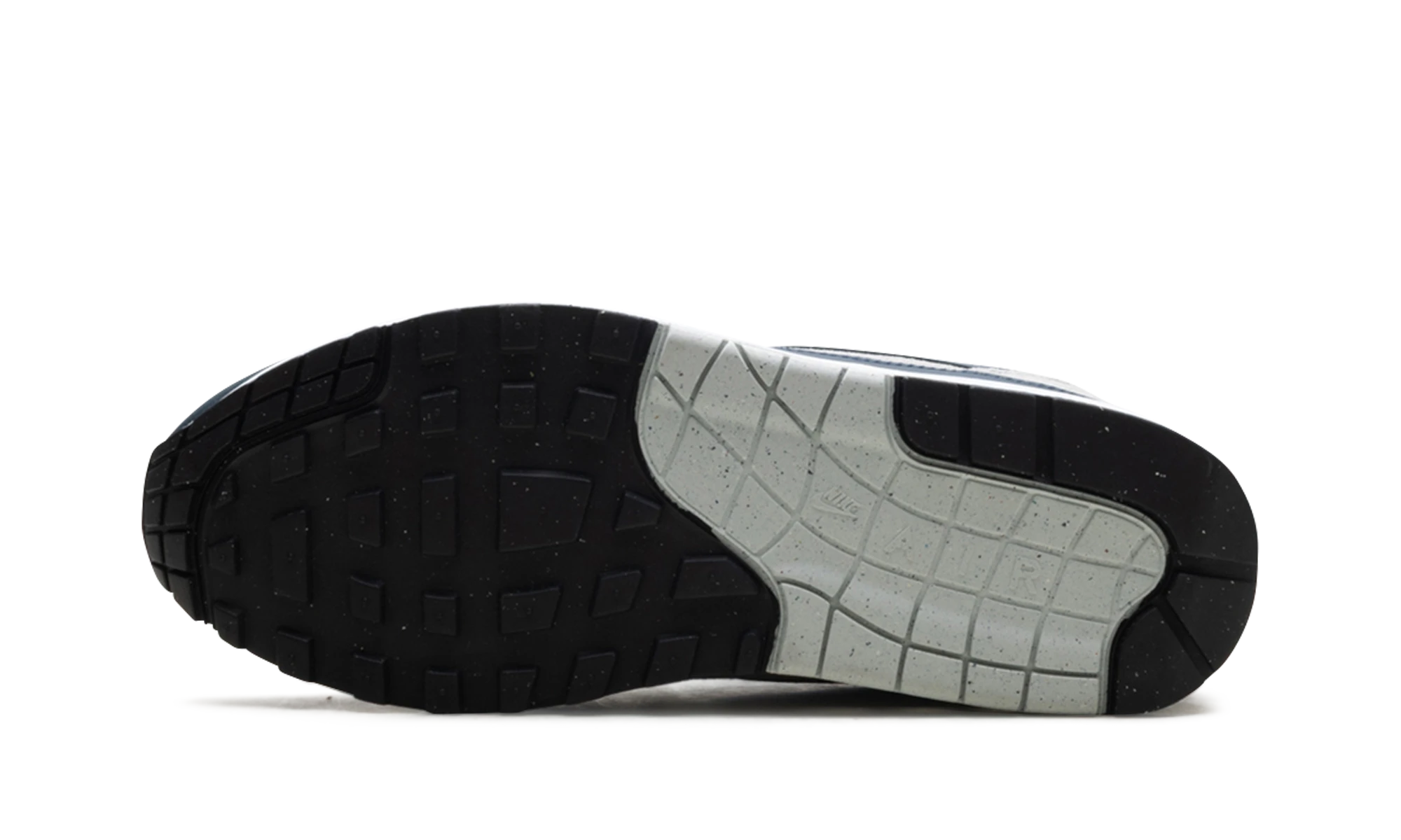 Outer rubber sole of the Nike Air Max 1 Essential Summit White Armory Navy (FZ5808-103).