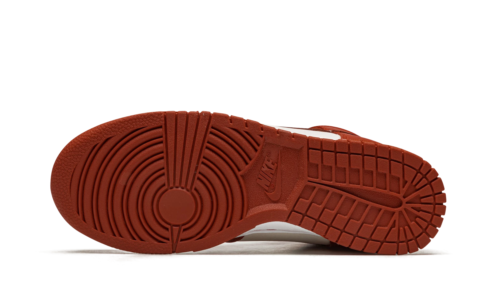 Outer rubber sole of the Nike Dunk High LXX Cinnabar (DX0346-600).