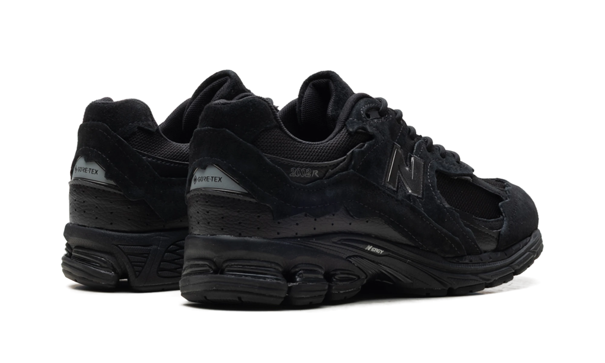 Pair of sneakers New Balance 2002R Protection Pack Black (U2002DXB) brand new and authentic with original box.