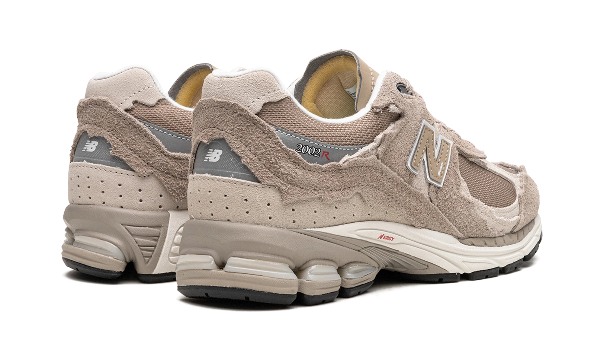 Pair of sneakers New Balance 2002R Protection Pack Driftwood (M2002RDL) brand new and authentic with original box.