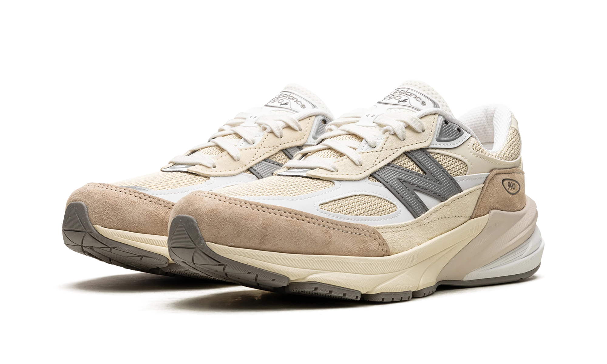 Detail der Innenseite des sneaker New Balance 990v6 MiUSA Cream (M990SS6) gris et beige.