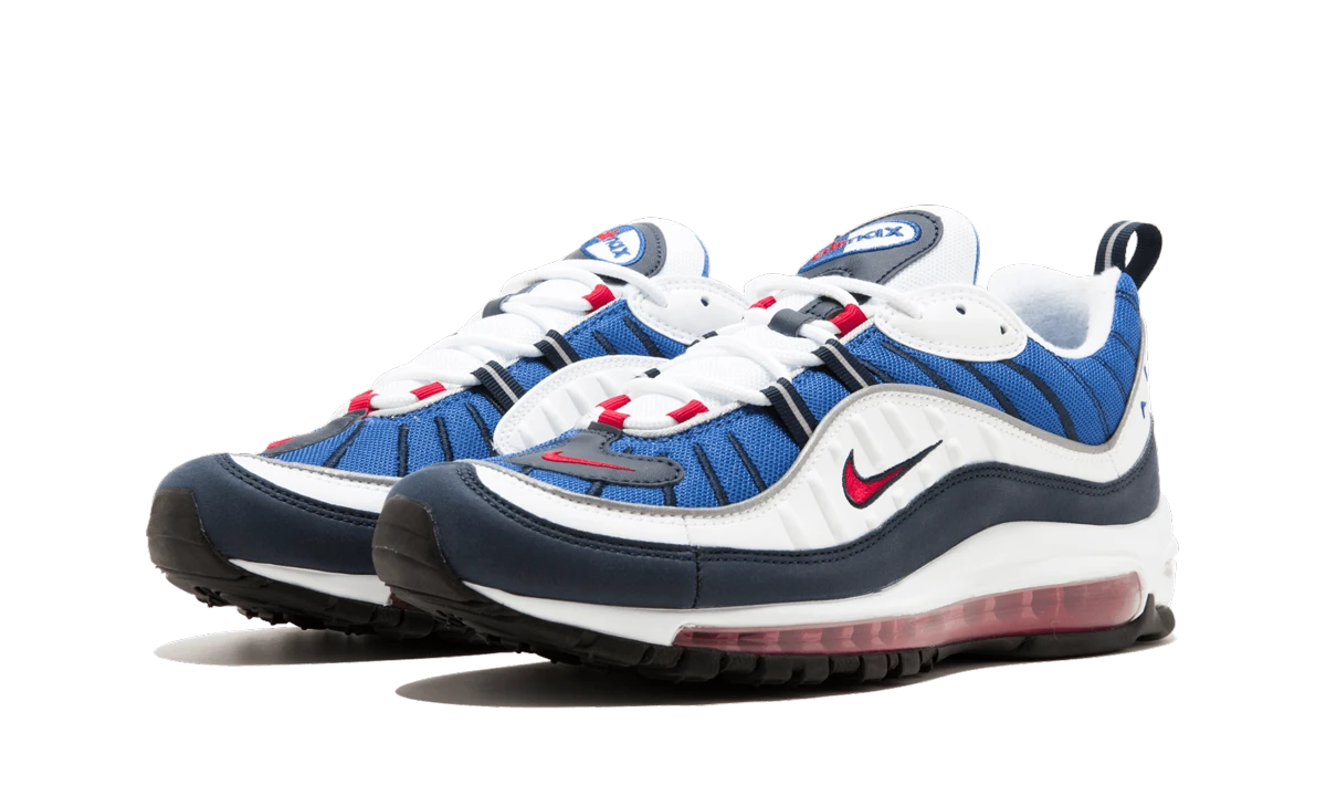 Detail of the inner side of the sneaker Nike Air Max 98 Gundam (640744-100) blanc, rouge et noir.