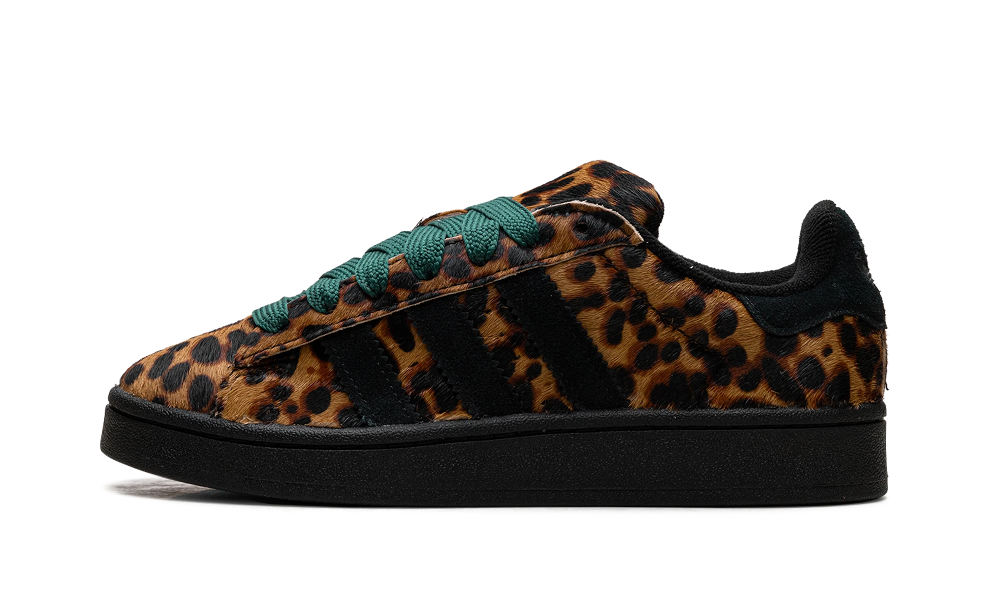 Αθλητικό παπούτσι Adidas Campus 00s Leopard Black (JH9768) σε δέρμα λευκό, μαύρο και léopard — εξωτερική πλαϊνή άποψη.