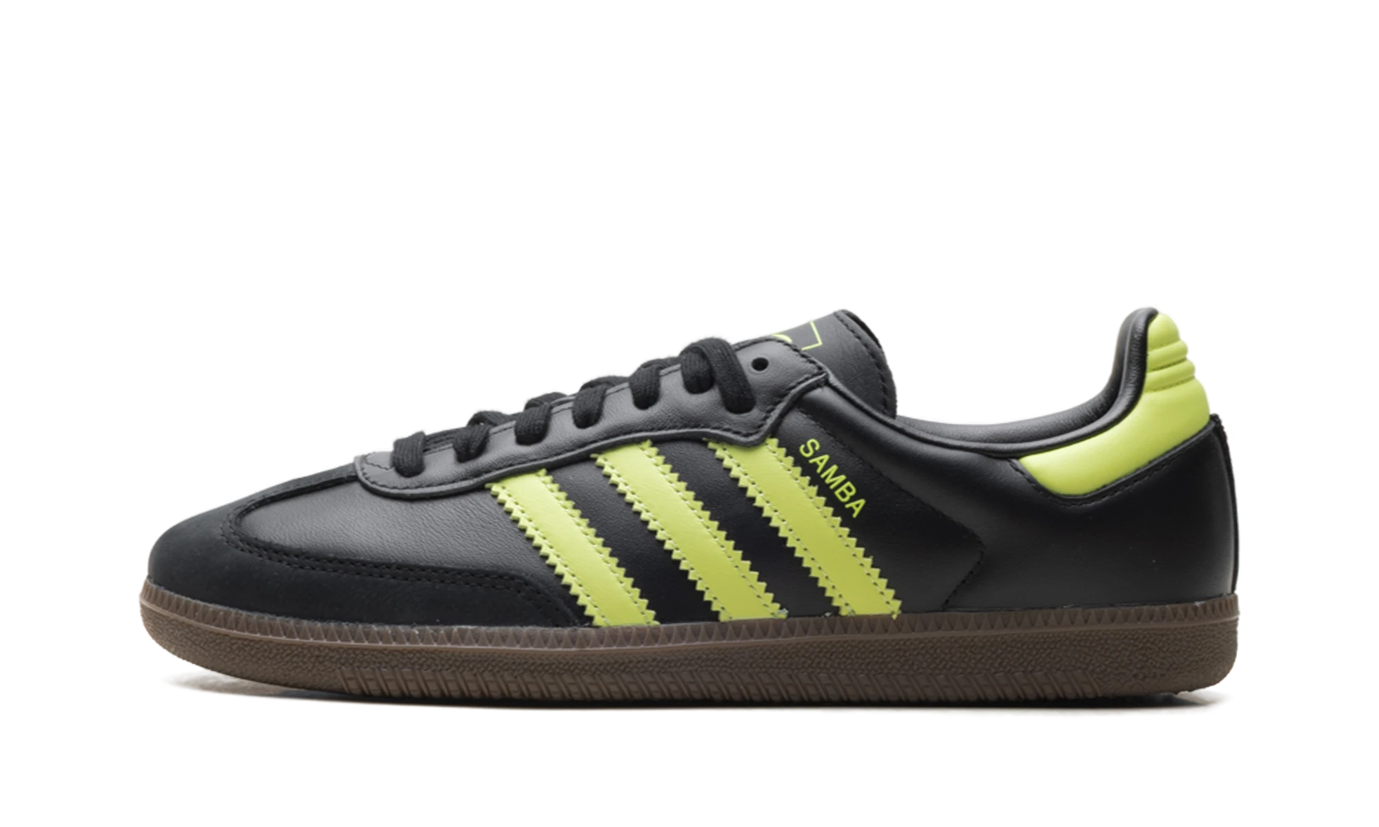 Detail of the inner side of the sneaker Adidas Samba OG Black Pulse Lime noir, vert et marron.