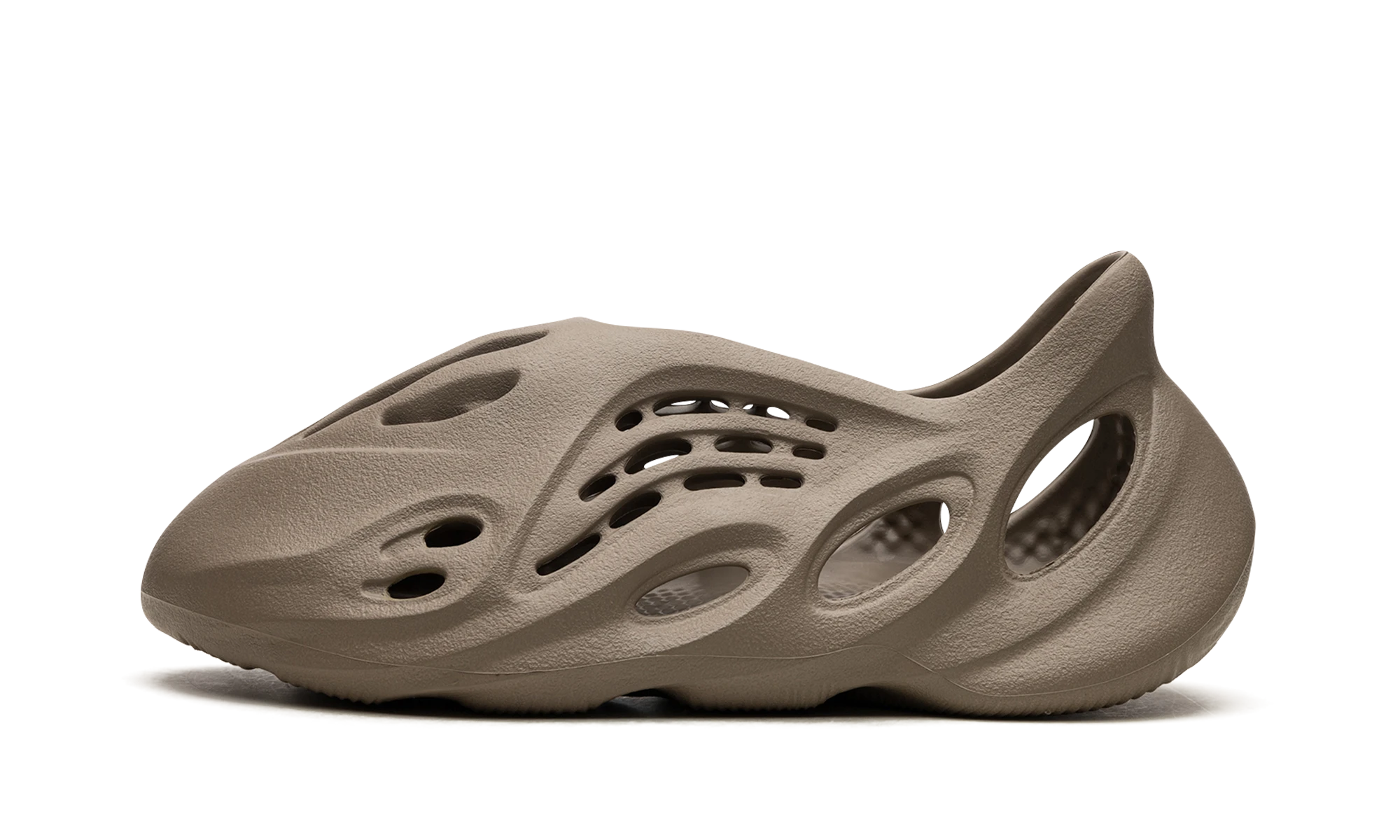 Sneaker Adidas Yeezy Foam RNR Stone Taupe in multicolore, available in Europe — outer profile view.