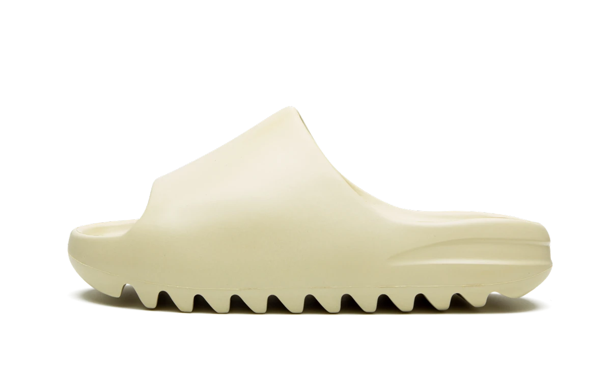 Slide Adidas Yeezy Slide Bone in multicolore, available in Europe — outer profile view.