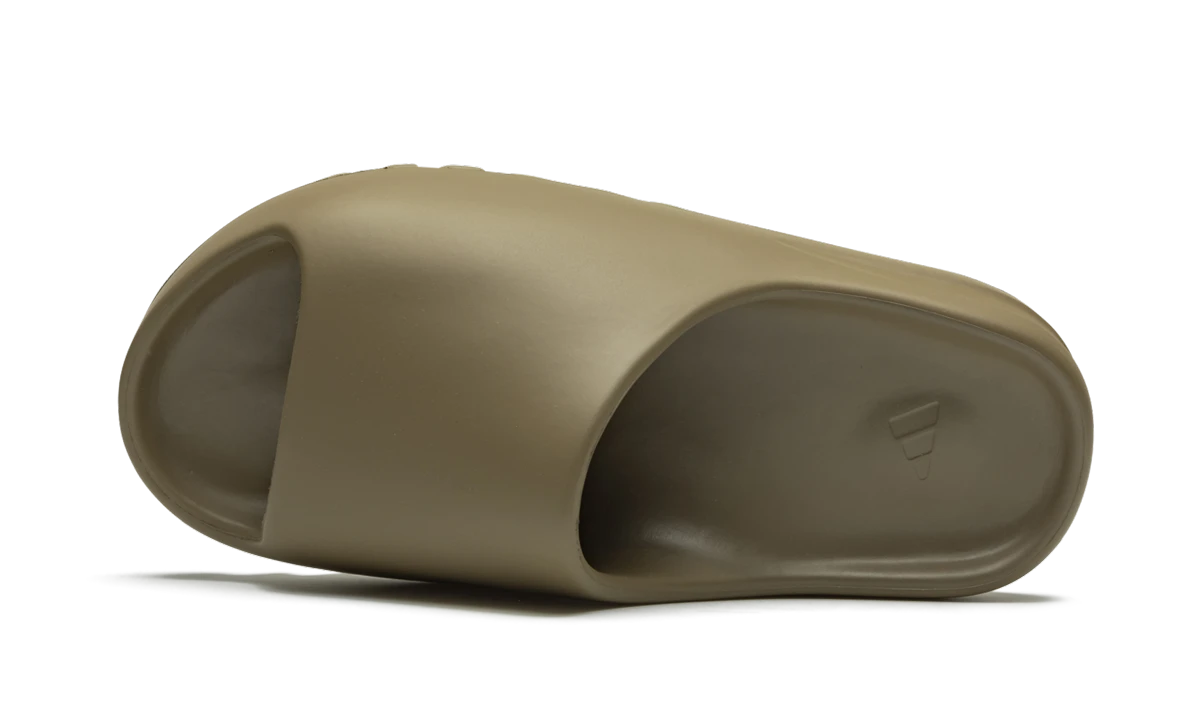 Suela exterior de goma de la Adidas Yeezy Slide Earth Brown (FV8425).