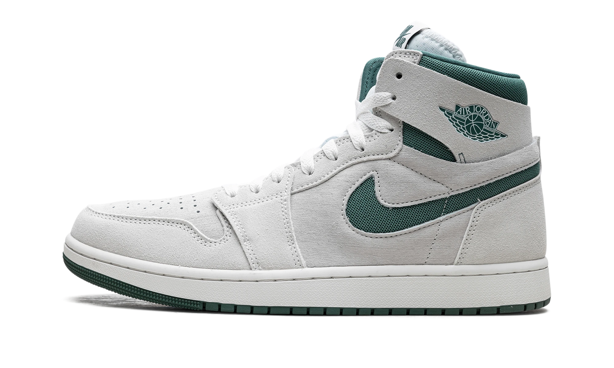 Teniska Air Jordan Jordan 1 High Zoom Air CMFT 2 Bicoastal (DV1307-130) z koža biely a zelený — pohľad z vonkajšej strany.