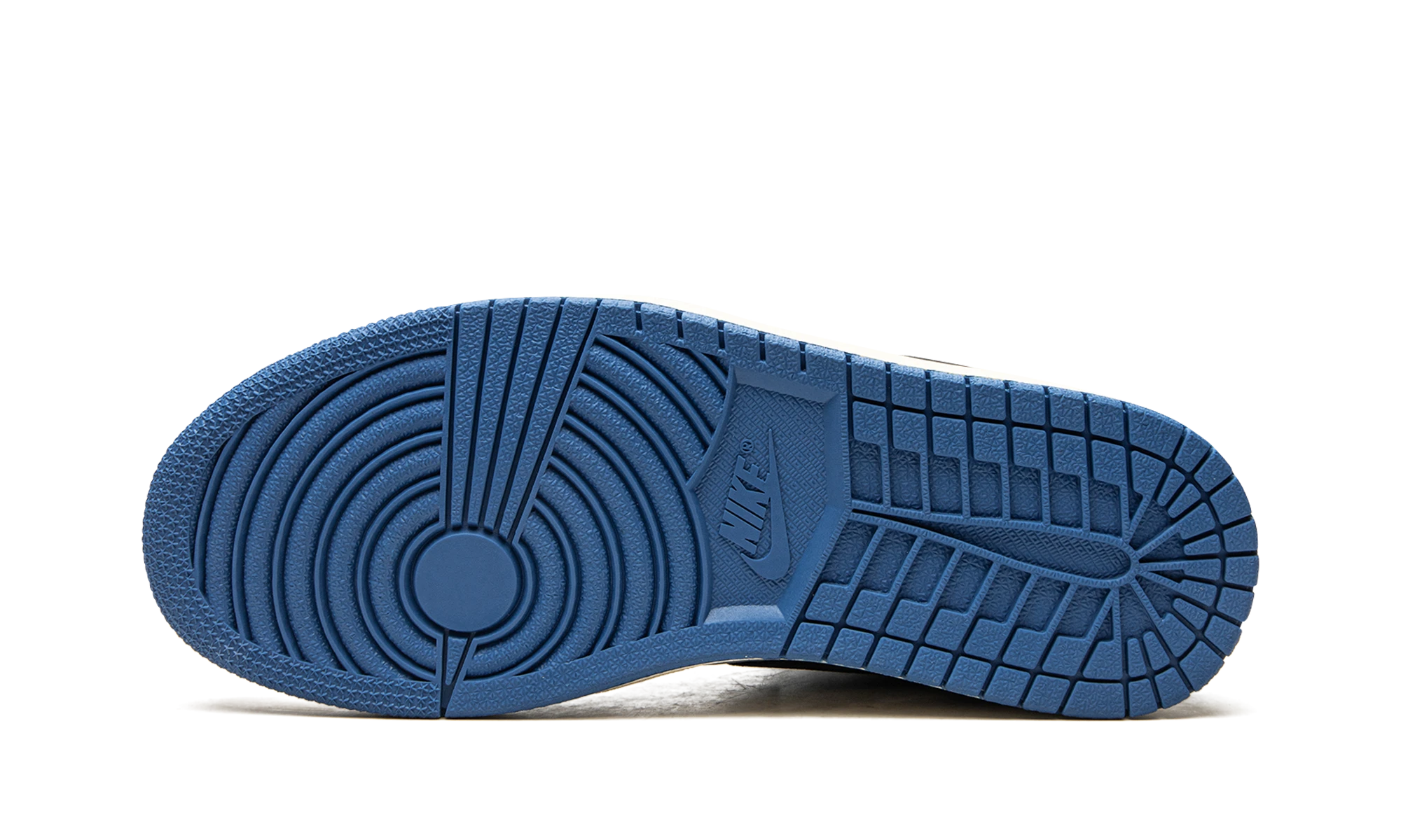 Outer rubber sole of the Air Jordan Jordan 1 Retro High OG SP Fragment x Travis Scott (DH3227-105).