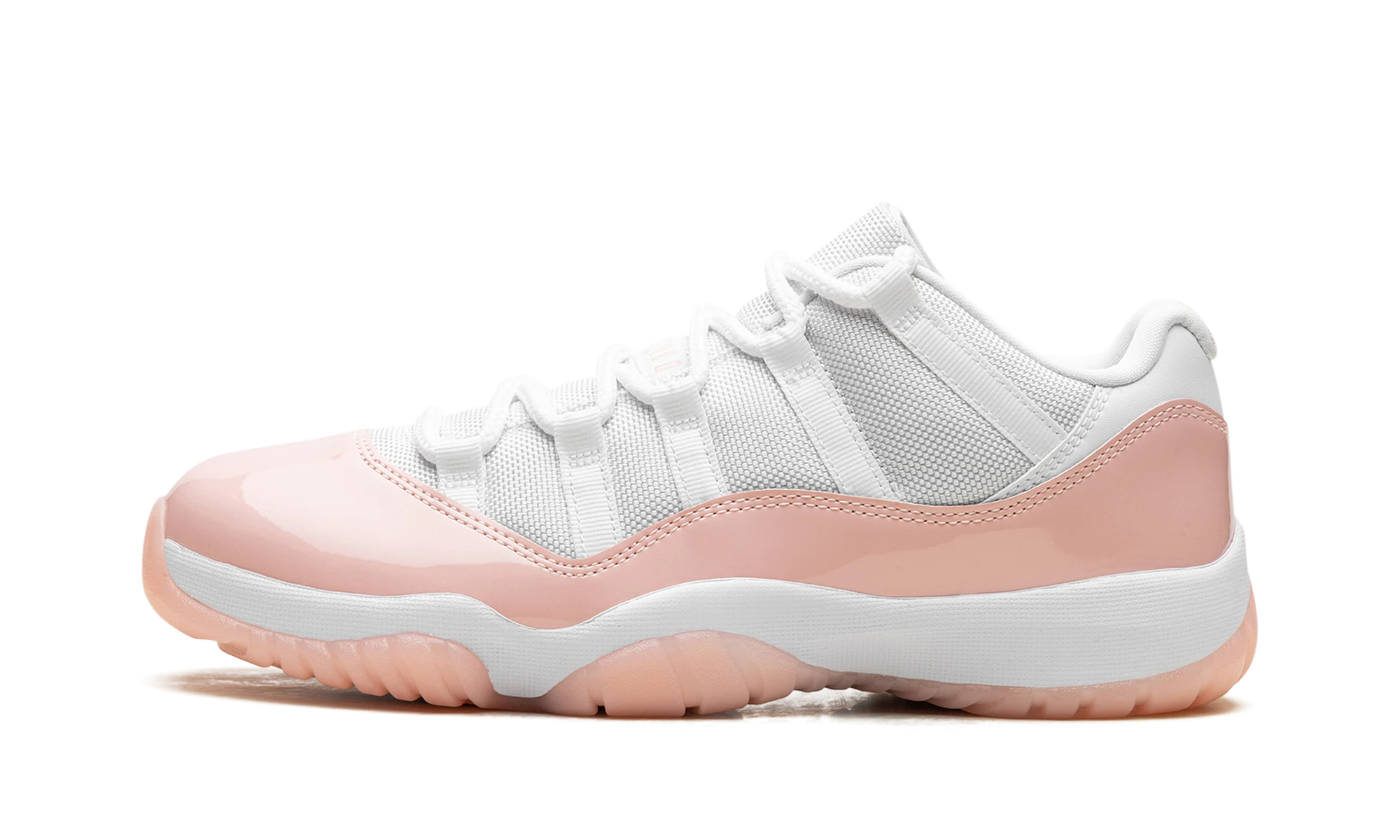 Sneaker Air Jordan Jordan 11 Retro Low Legend Pink (AH7860-160) aus Leder weiß und rosa — Außenprofilansicht.