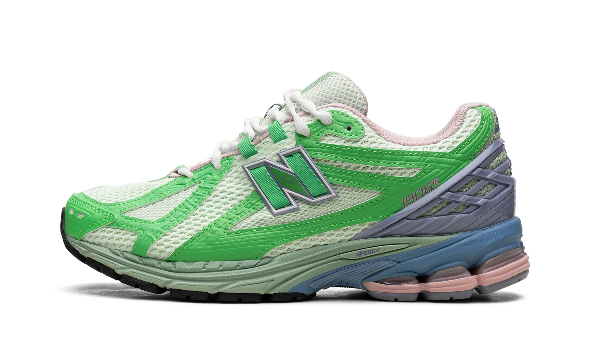 Sneaker New Balance 1906R Green Astral Purple in leather green and purple, available in Europe — outer profile view.