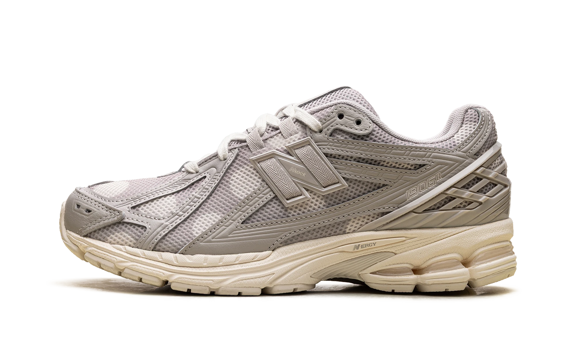 Basket New Balance 1906R Polka Dot Moonrock (M1906RPA) en cuir beige — vue de profil extérieur.