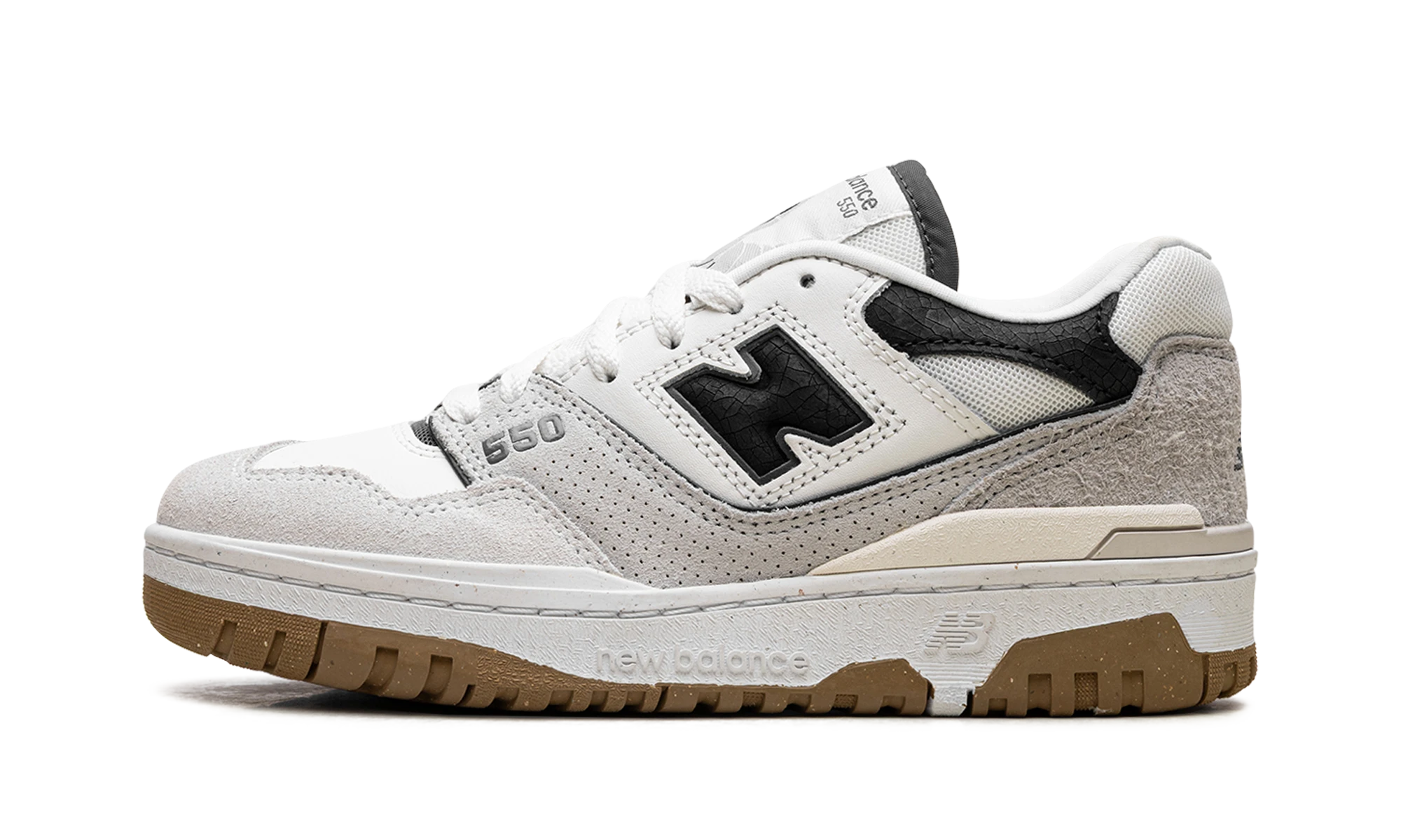 Sneaker New Balance 550 Sea Salt Grey Matter in leather white and grey, available in Europe — outer profile view.