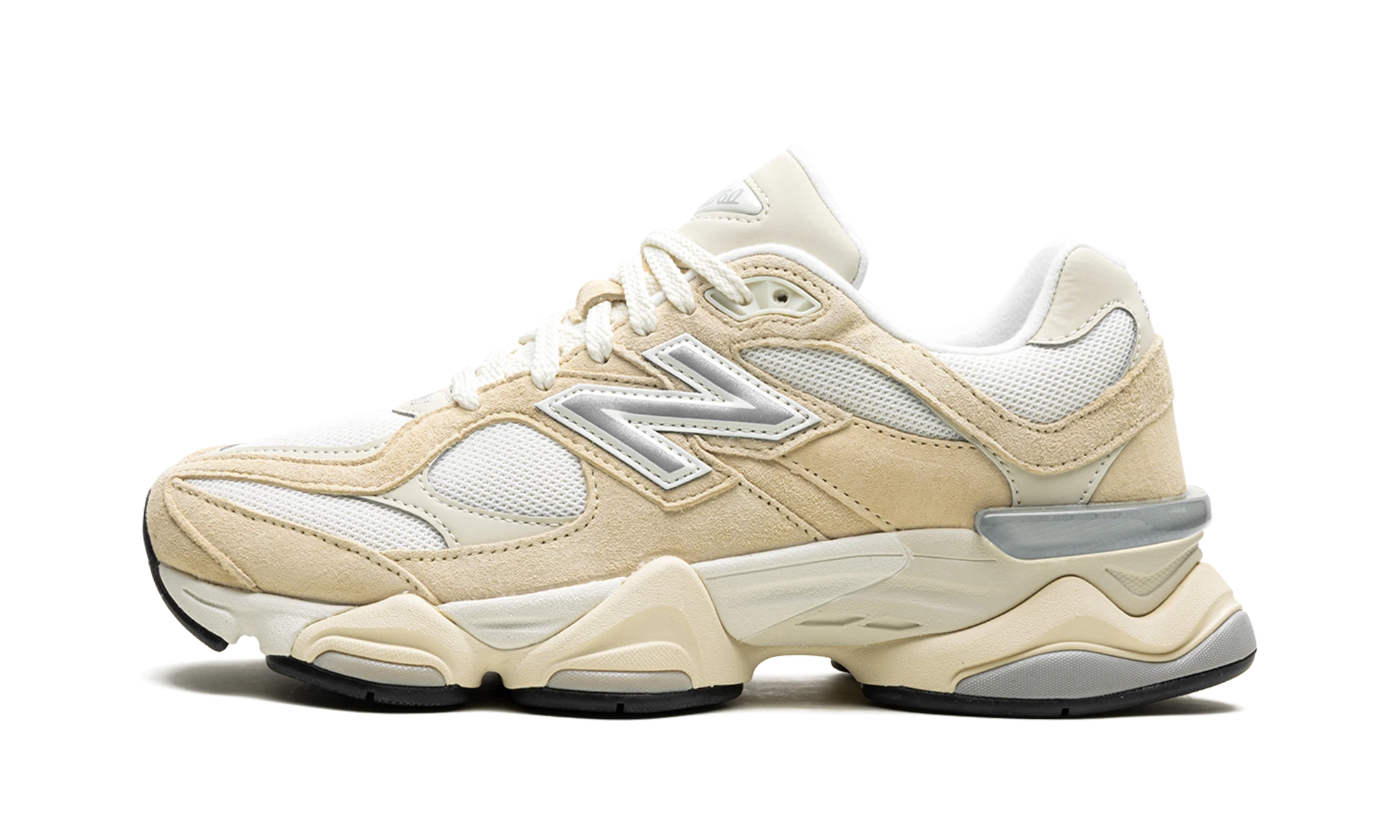 Sneaker New Balance 9060 Calcium Sea Salt (U9060WNB) in leer wit en zilver — zijaanzicht.