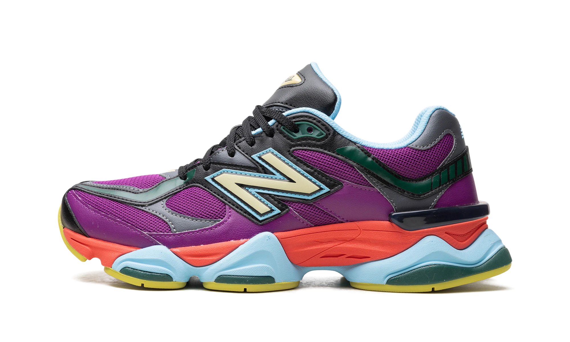 Sneaker New Balance 9060 Neon Nights (U9060RPO) in leer paars, rood en blauw — zijaanzicht.