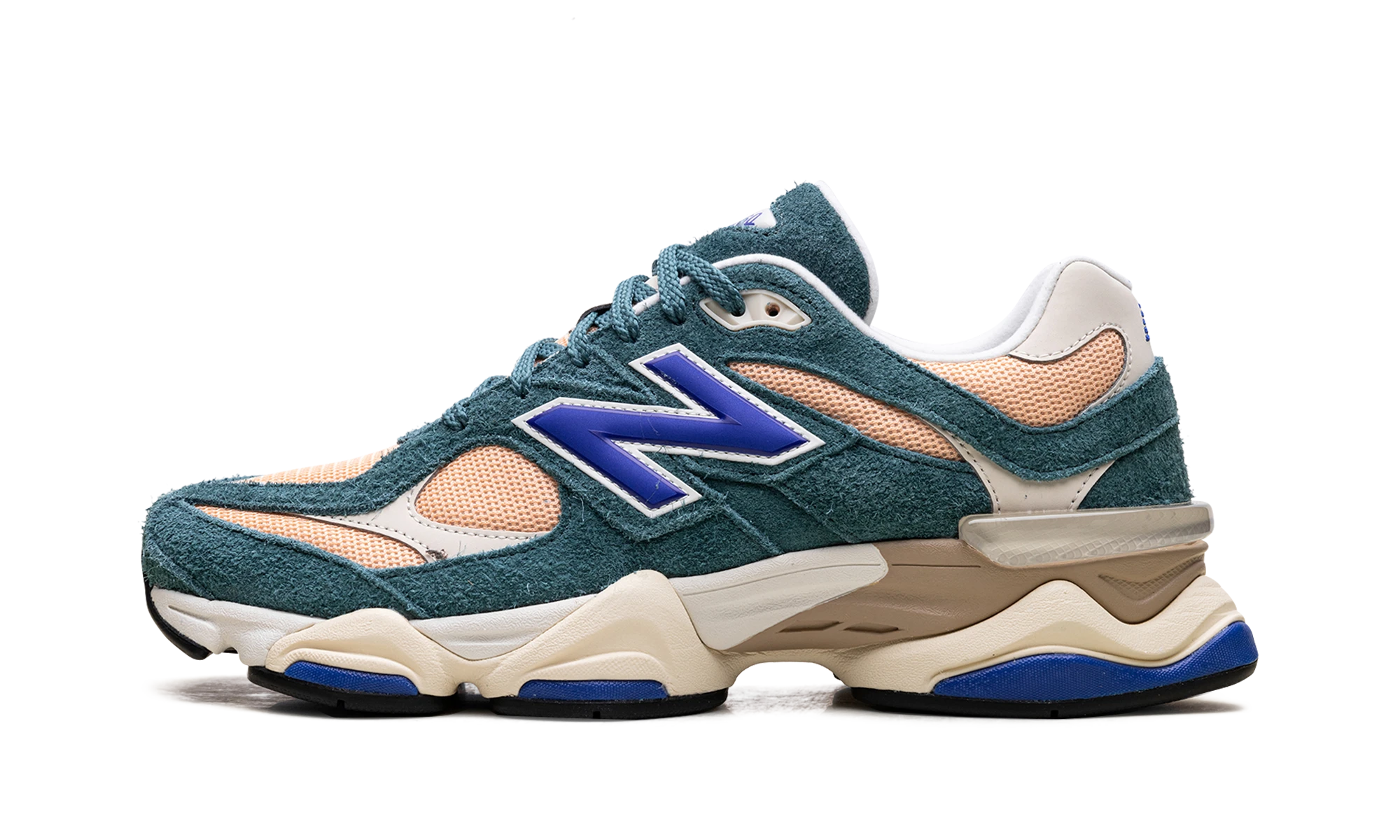 Sneaker New Balance 9060 New Spruce Purple (U9060GEC) in leer paars en beige — zijaanzicht.