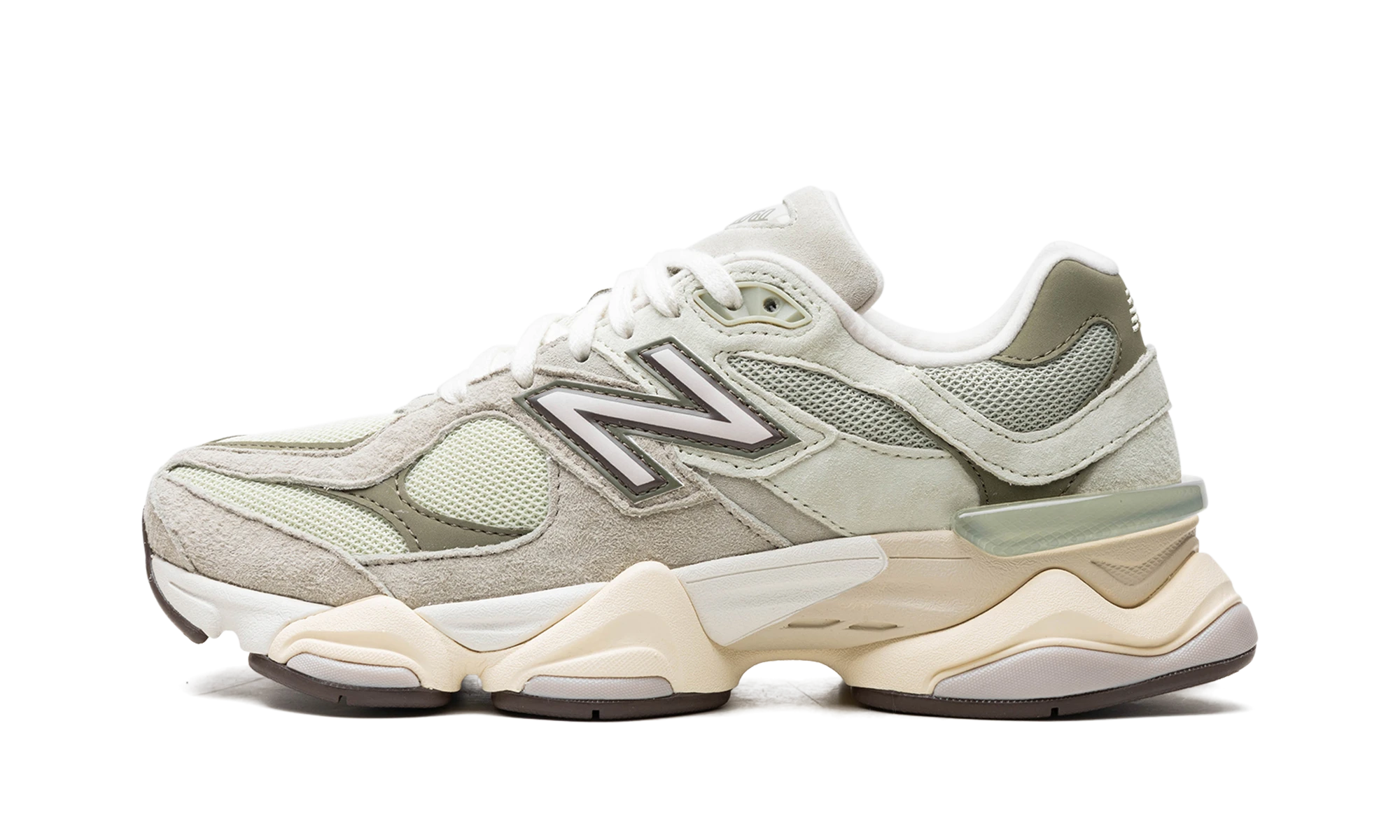 Sneaker New Balance 9060 Olivine (U9060EEC) in leer groen — zijaanzicht.