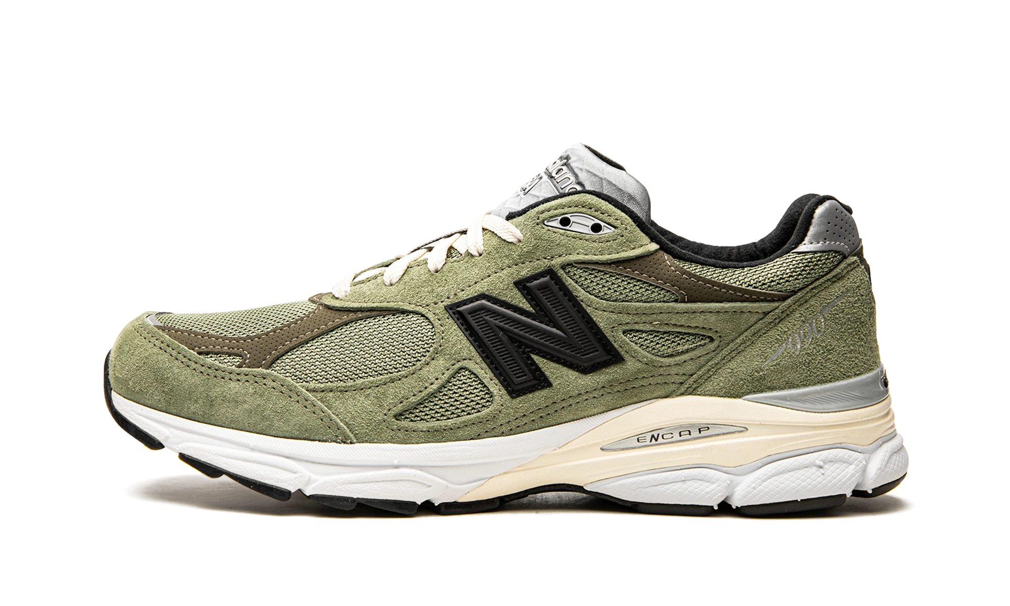 Sneaker New Balance 990v3 MiUSA JJJJound Olive (M990JD3) in leer groen, grijs en wit — zijaanzicht.
