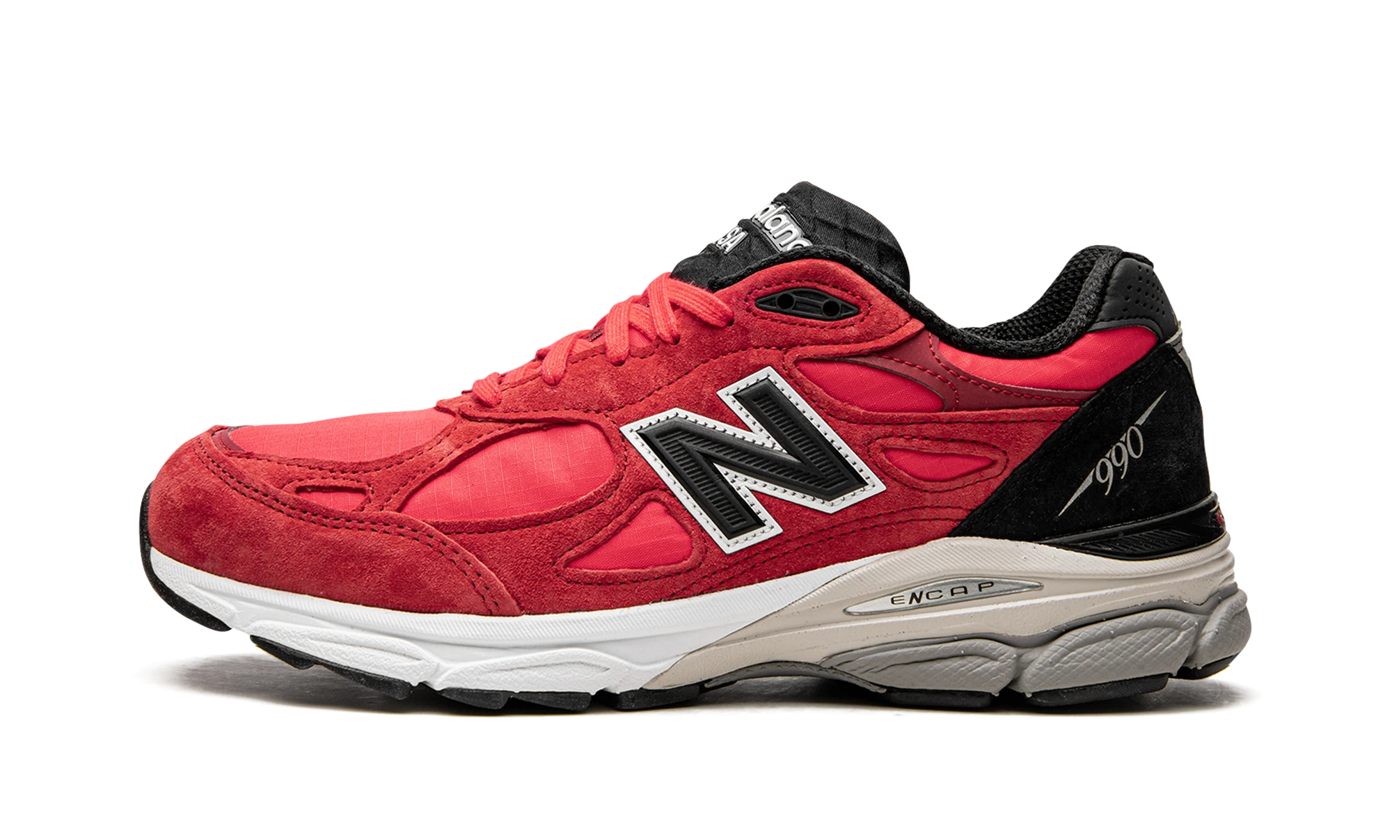 Sneaker New Balance 990v3 MiUSA Red Suede (M990PL3) in leather red, pink and black — outer profile view.