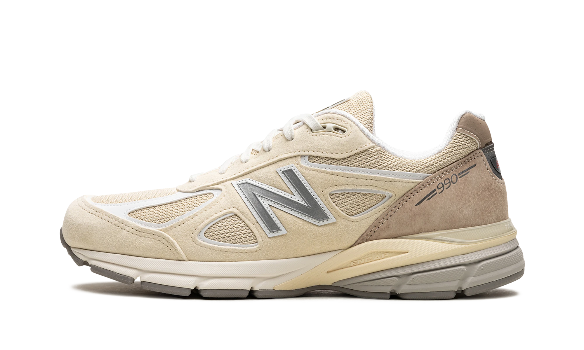 Sneaker New Balance 990v4 MiUSA Limestone (U990TE4) in leather white — outer profile view.