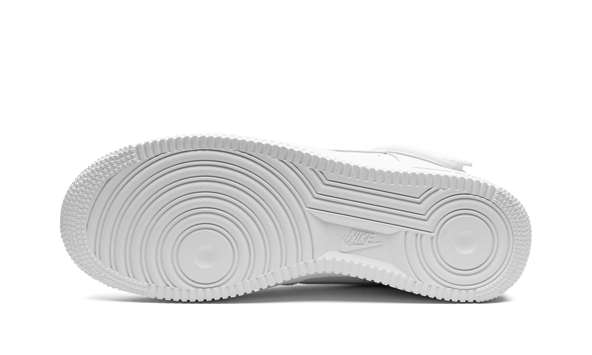 Outer rubber sole of the Nike Air Force 1 High Triple White (334031-105 / DD9624-100).