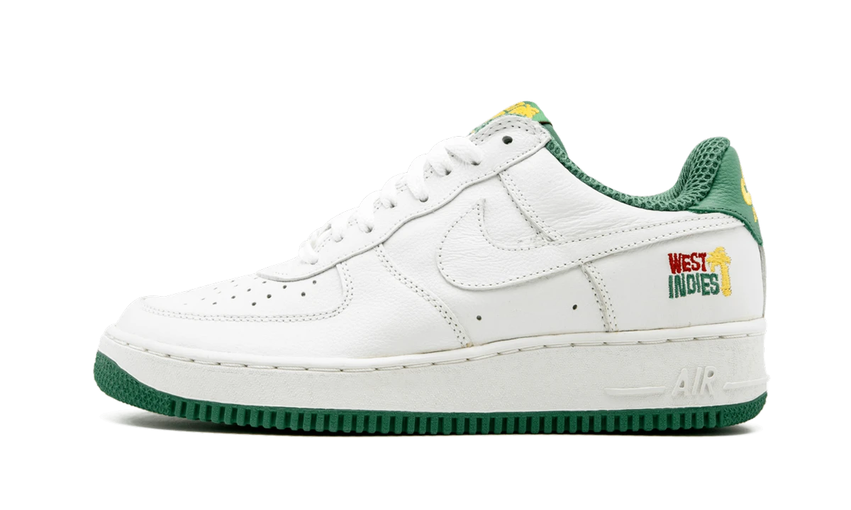 Sneaker Nike Air Force 1 Low West Indies (624054-111) in leather white and green — outer profile view.