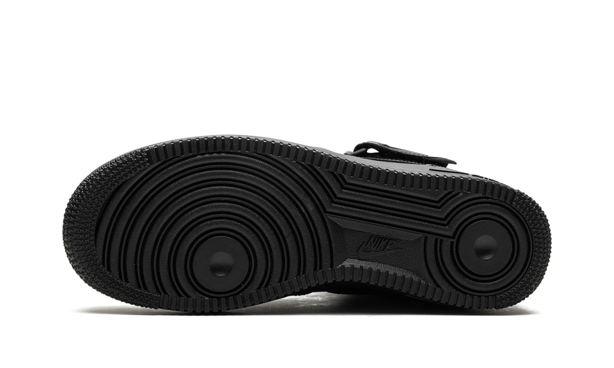 A Nike Air Force 1 Mid Supreme Black (FZ8784-001) külső gumitalpa.