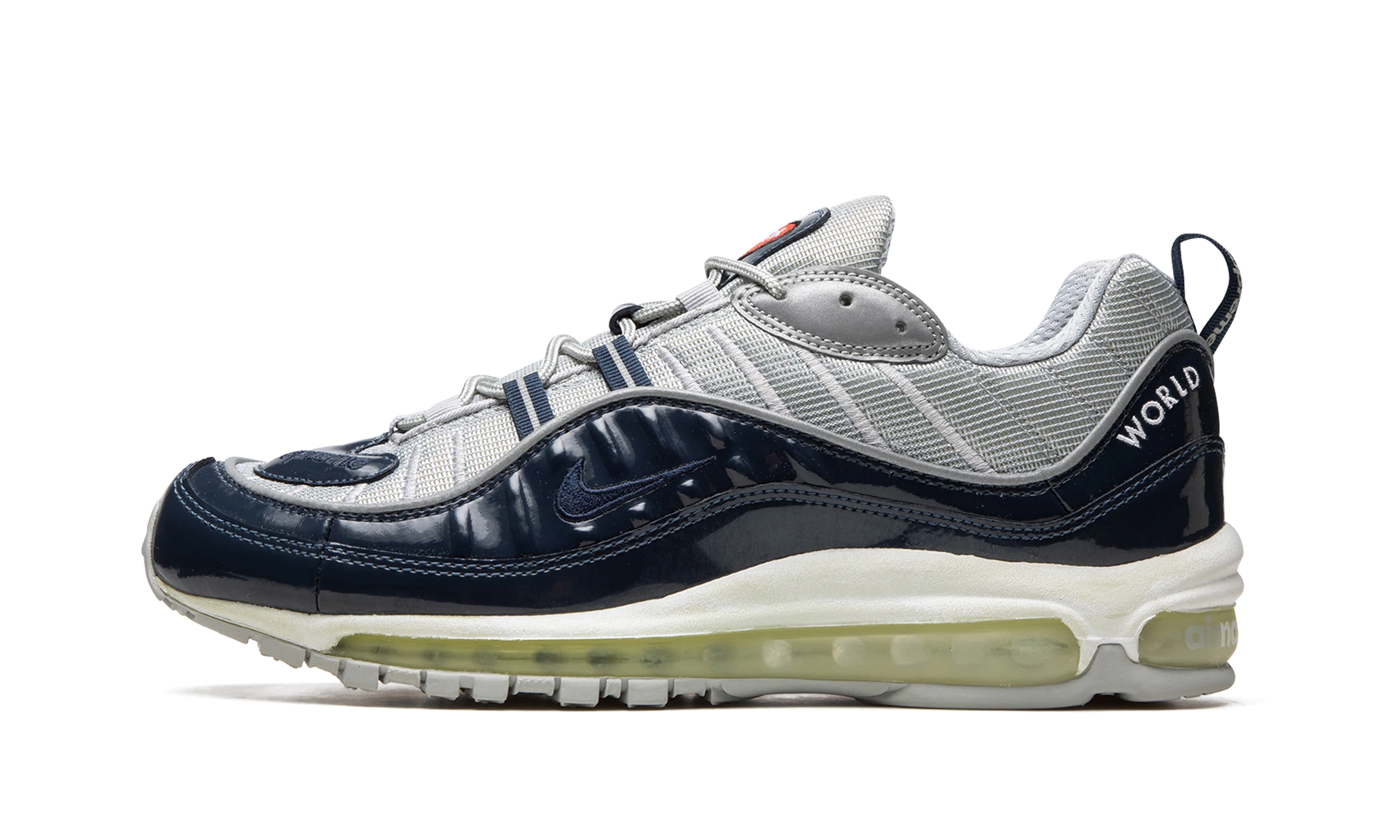 Sneaker Nike Air Max 98 Supreme Obsidian in leather black, silver and white, available in Europe — outer profile view.