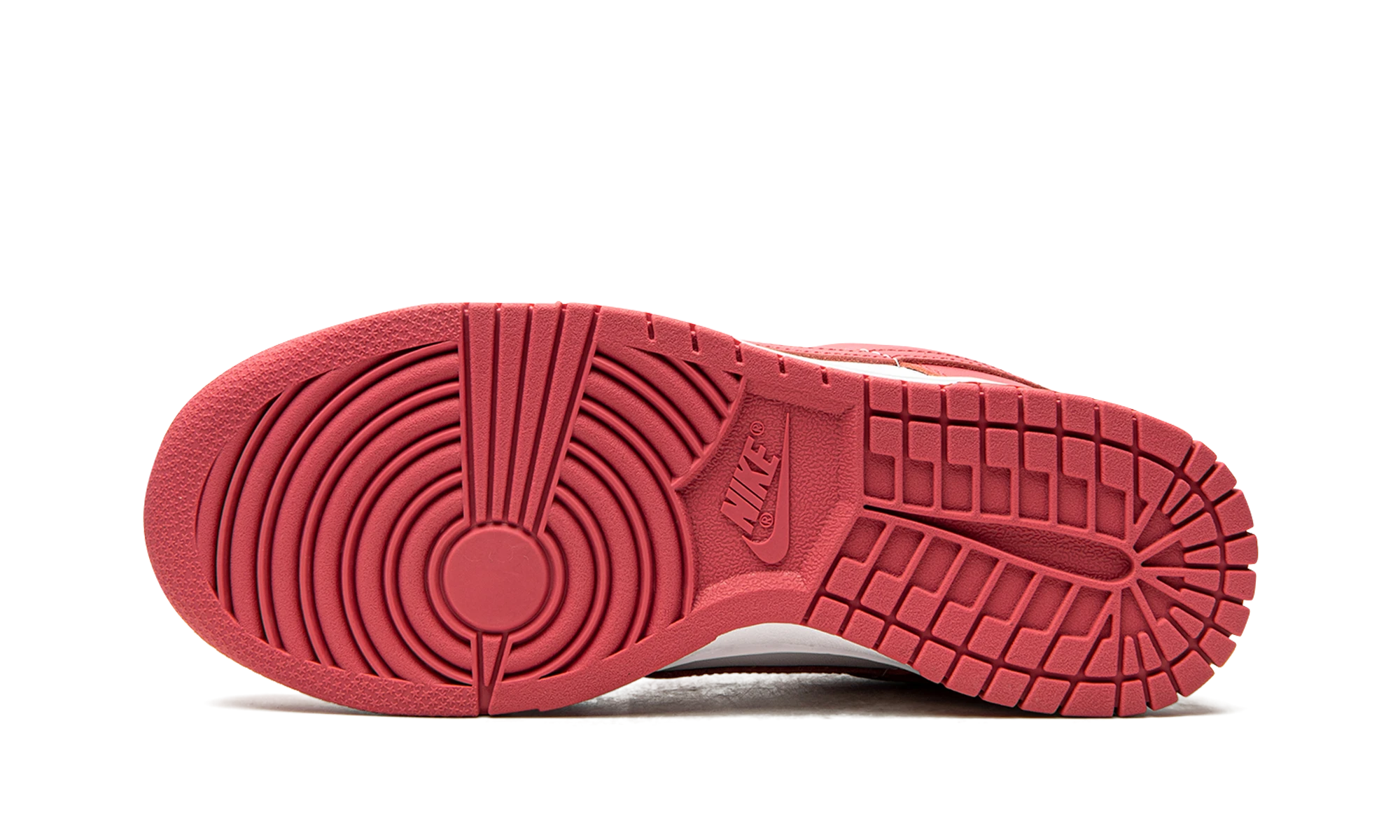 Outer rubber sole of the Nike Dunk Low Archeo Pink (DD1503-111).