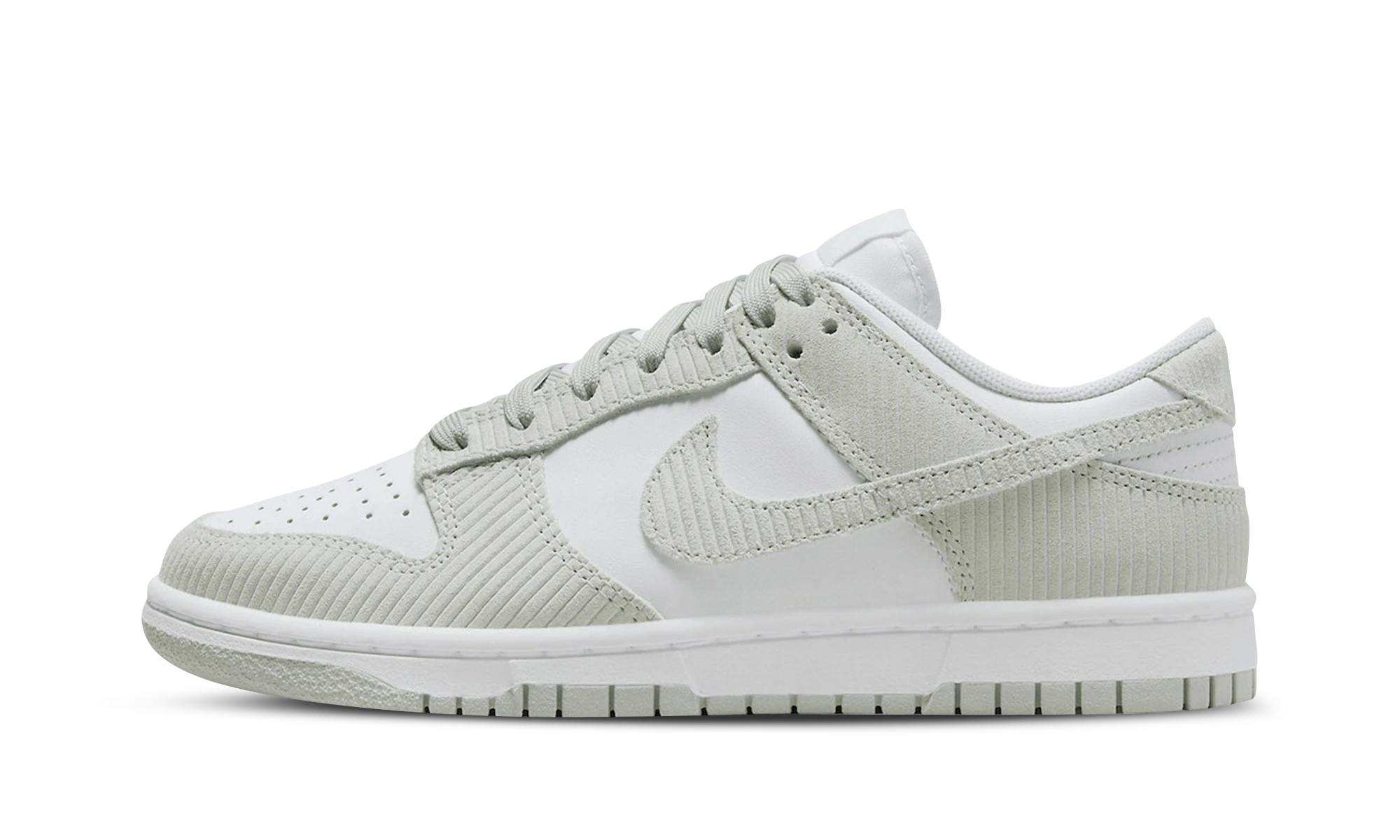 Sneaker Nike Dunk Low Light Silver Corduroy (FN7658-100) i läder vit och silver — yttre profilvy.