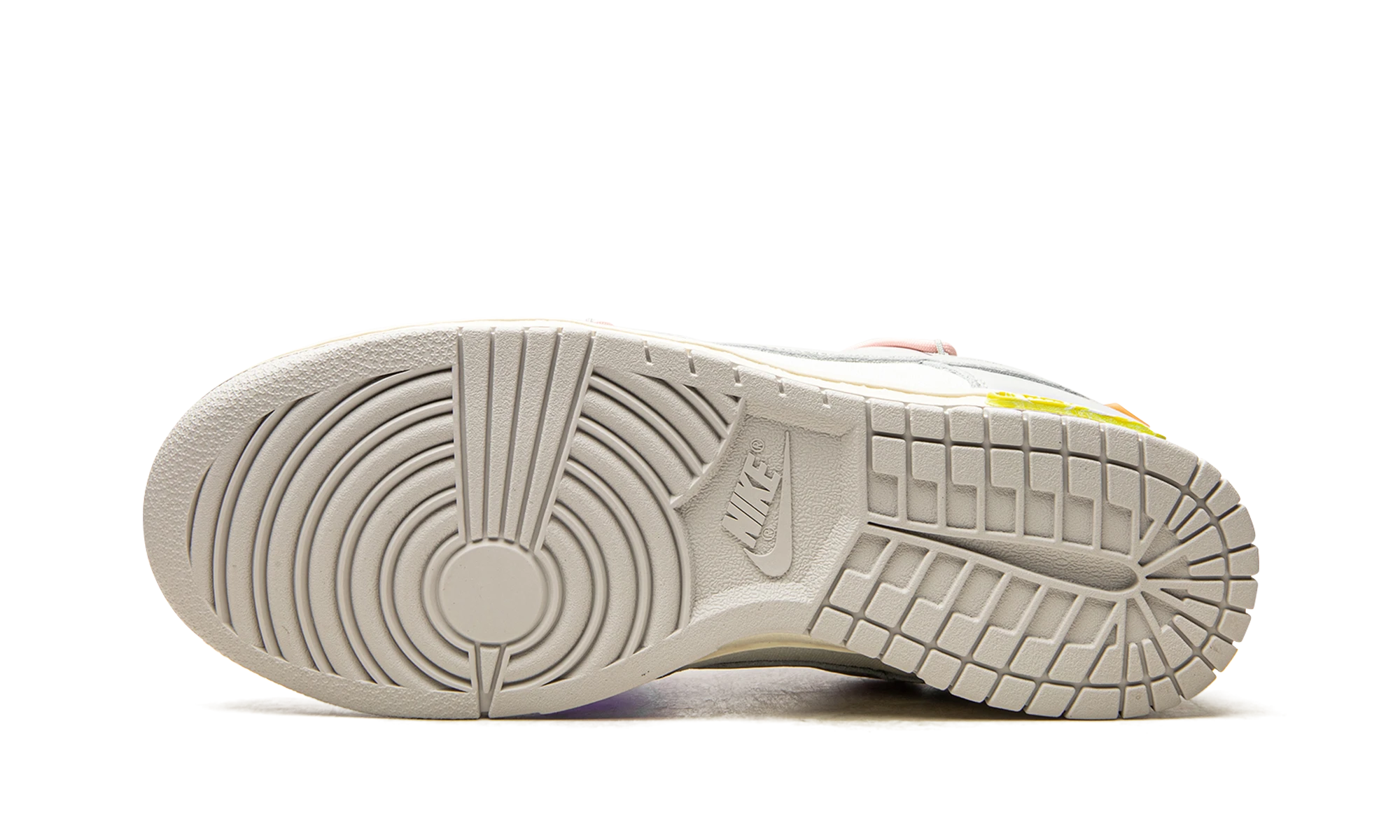 Outer rubber sole of the Nike Dunk Low Off-White Lot 24 (DM1602-119).