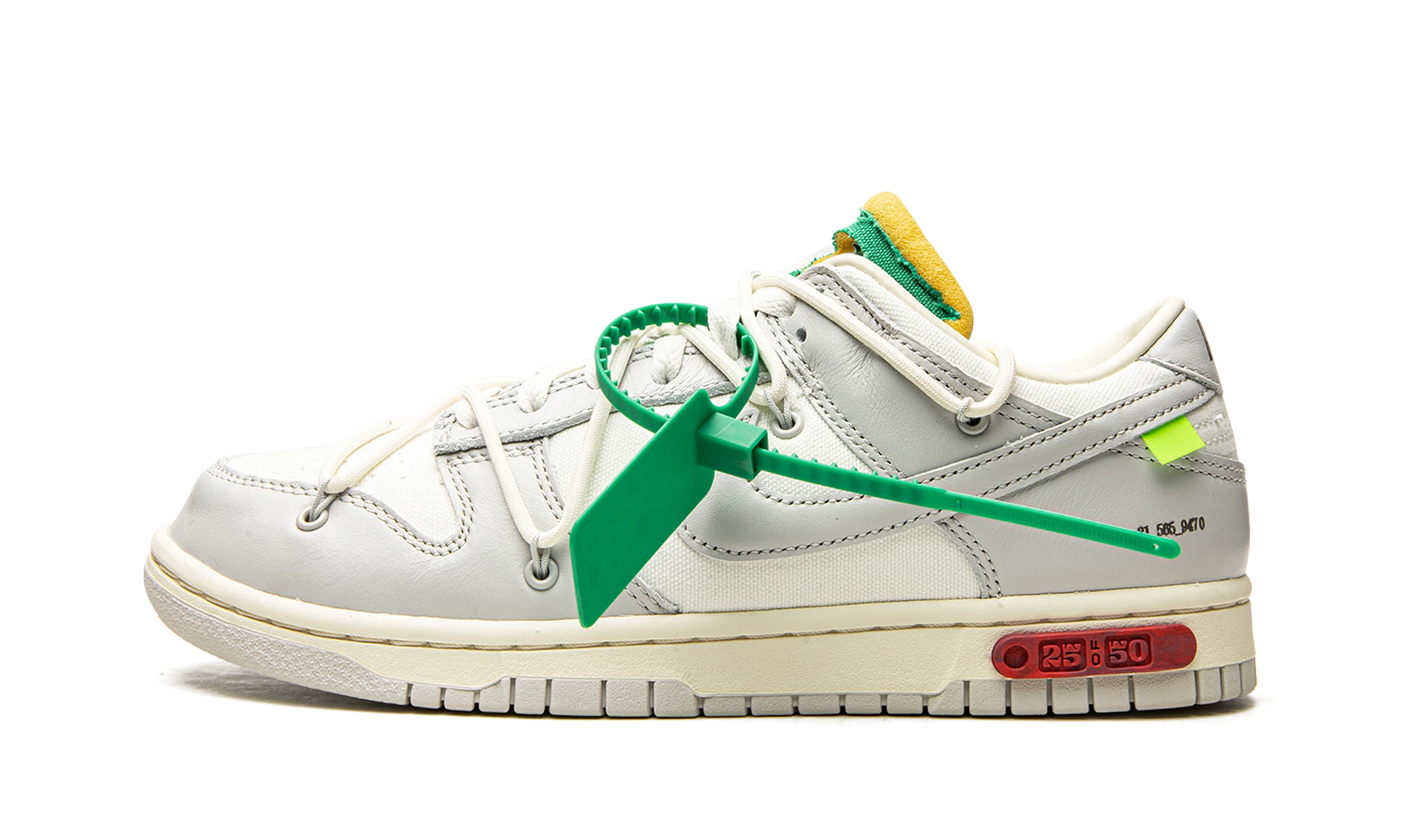 Sneaker Nike Dunk Low Off-White Lot 25 (DM1602-121) in leather beige, grey and white — outer profile view.