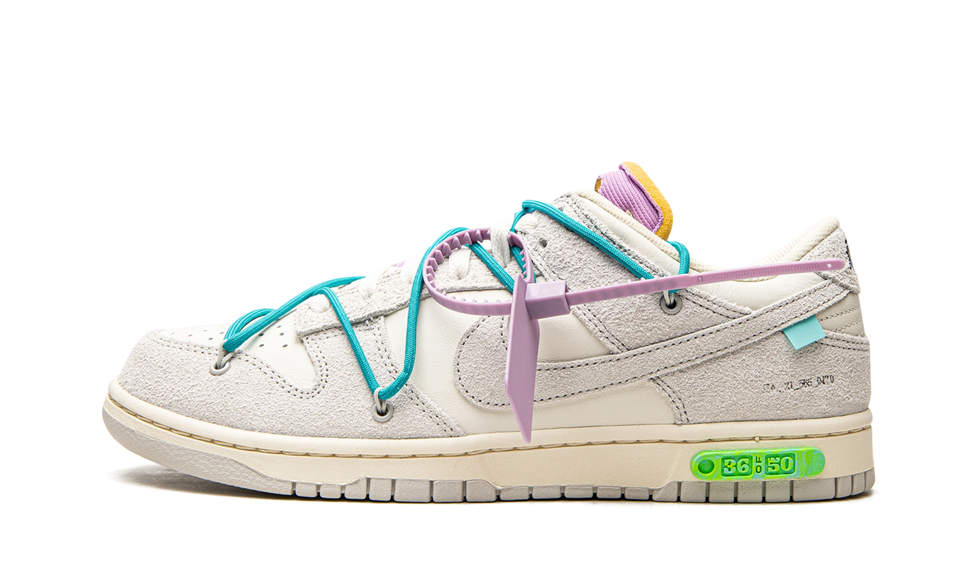Sneaker Nike Dunk Low Off-White Lot 36 in leather beige and grey, available in Europe — outer profile view.