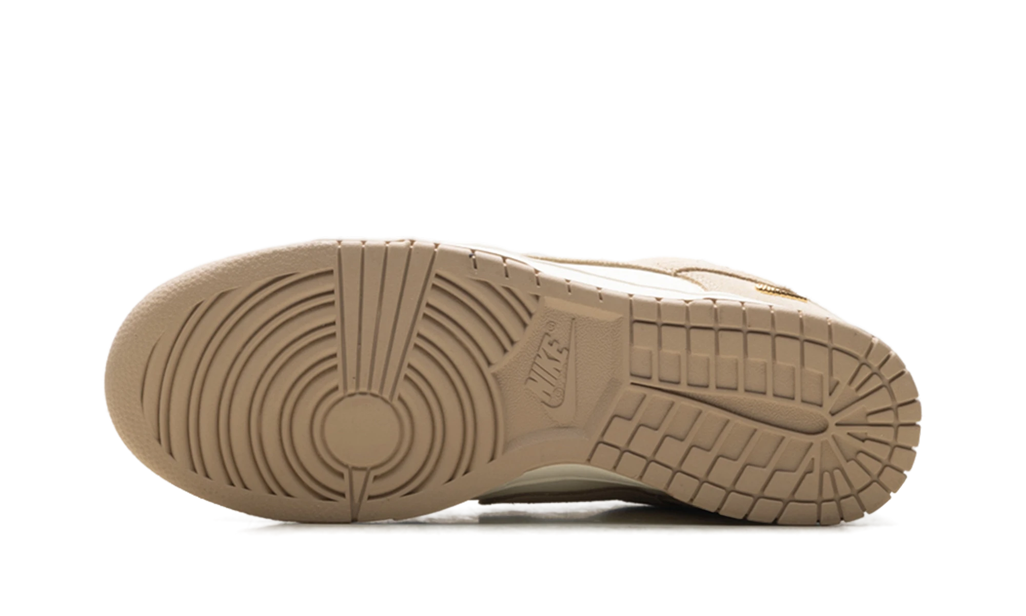 Outer rubber sole of the Nike Dunk Low Sail Metallic Gold Linen (IO4244-101).