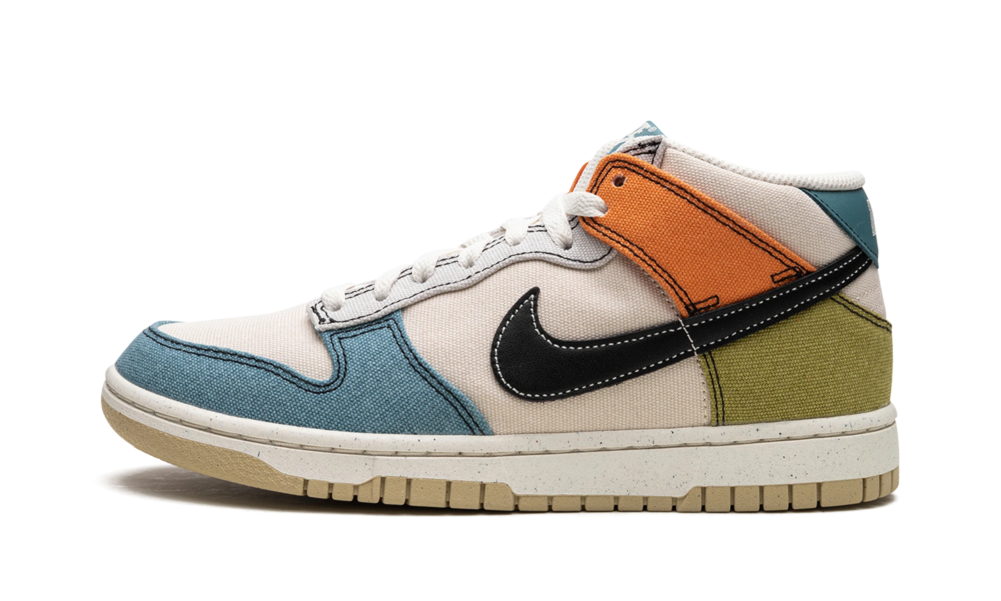 Sneaker Nike Dunk Mid Pale Ivory Multi (DV0830-100) in leather white, black and blue — outer profile view.