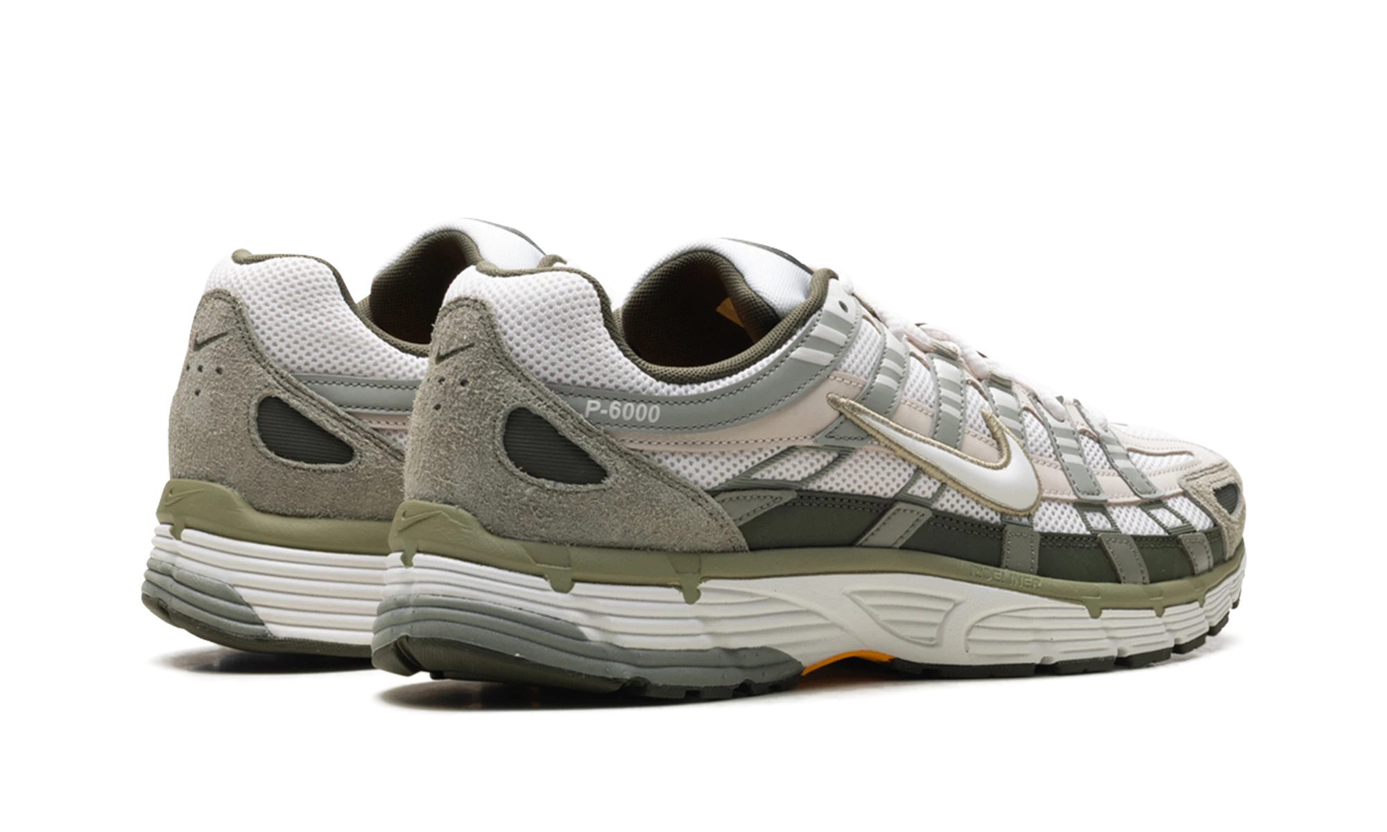 Paar sneakers Nike P-6000 Light Army Cargo Khaki (IH0246-320) – gloednieuw en authentiek met originele doos.