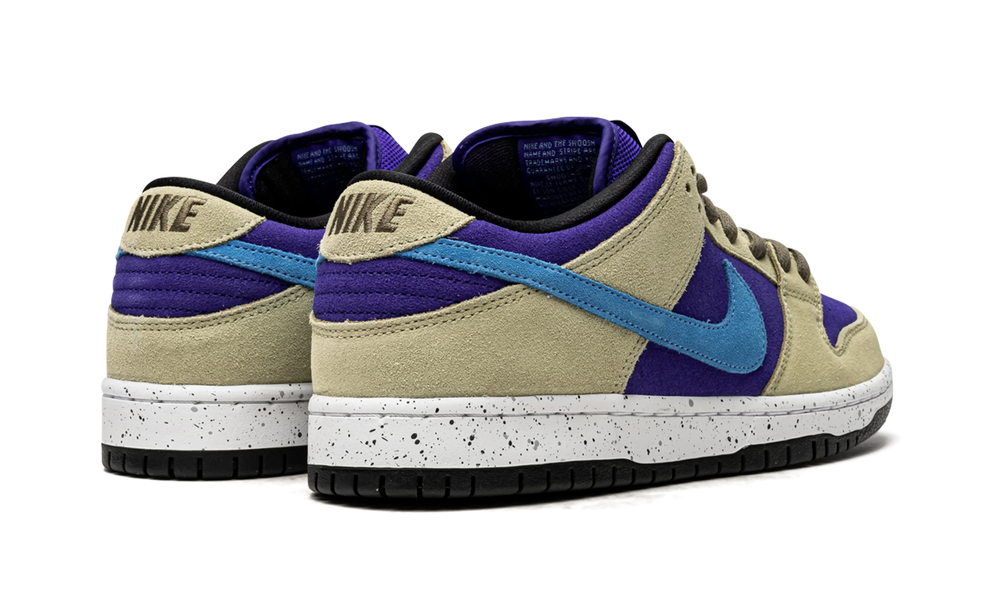 Nike SB Dunk Low ACG Celadon (BQ6817-301) - back view