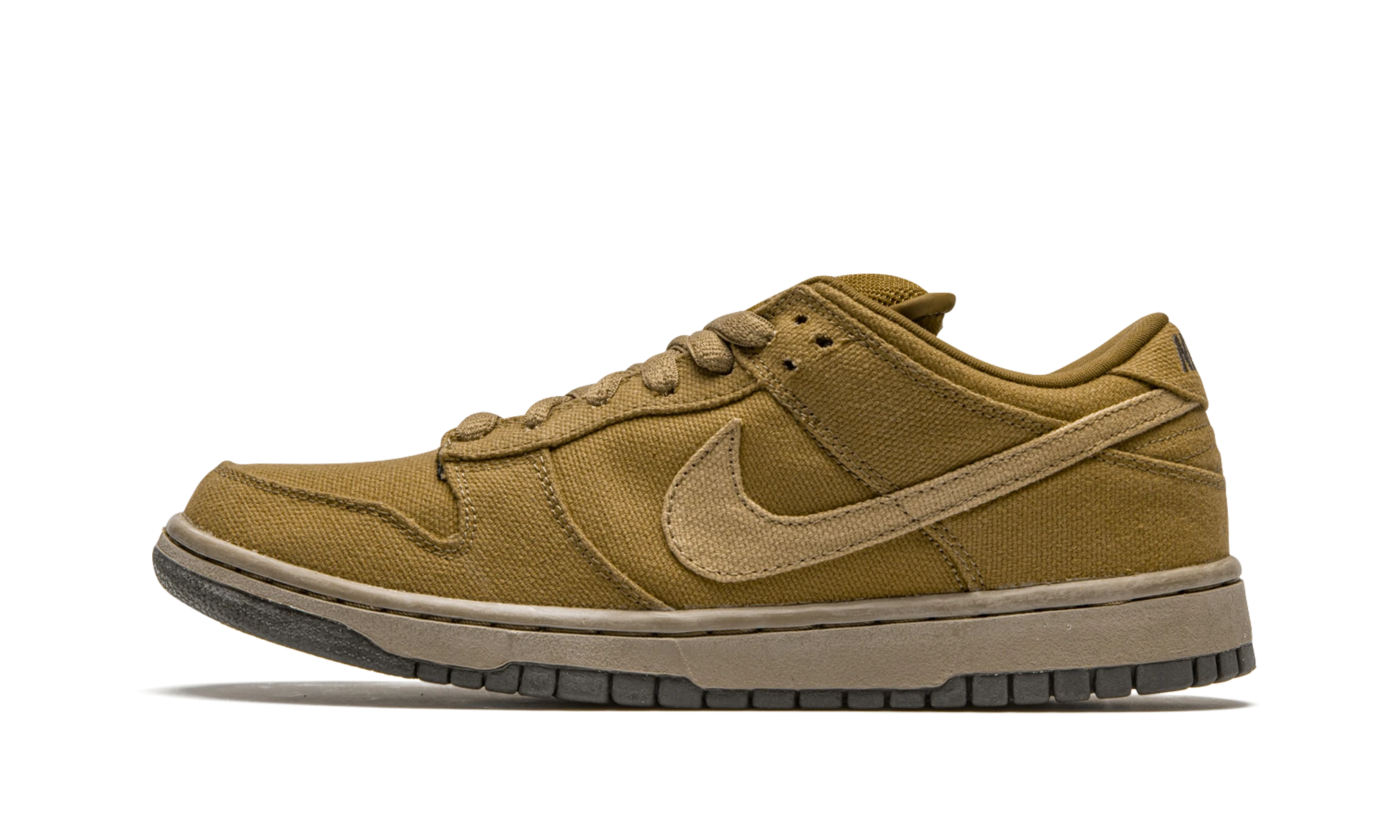 Sneaker Nike SB Dunk Low Pro Spanish Moss (304292-321) in leather — outer profile view.