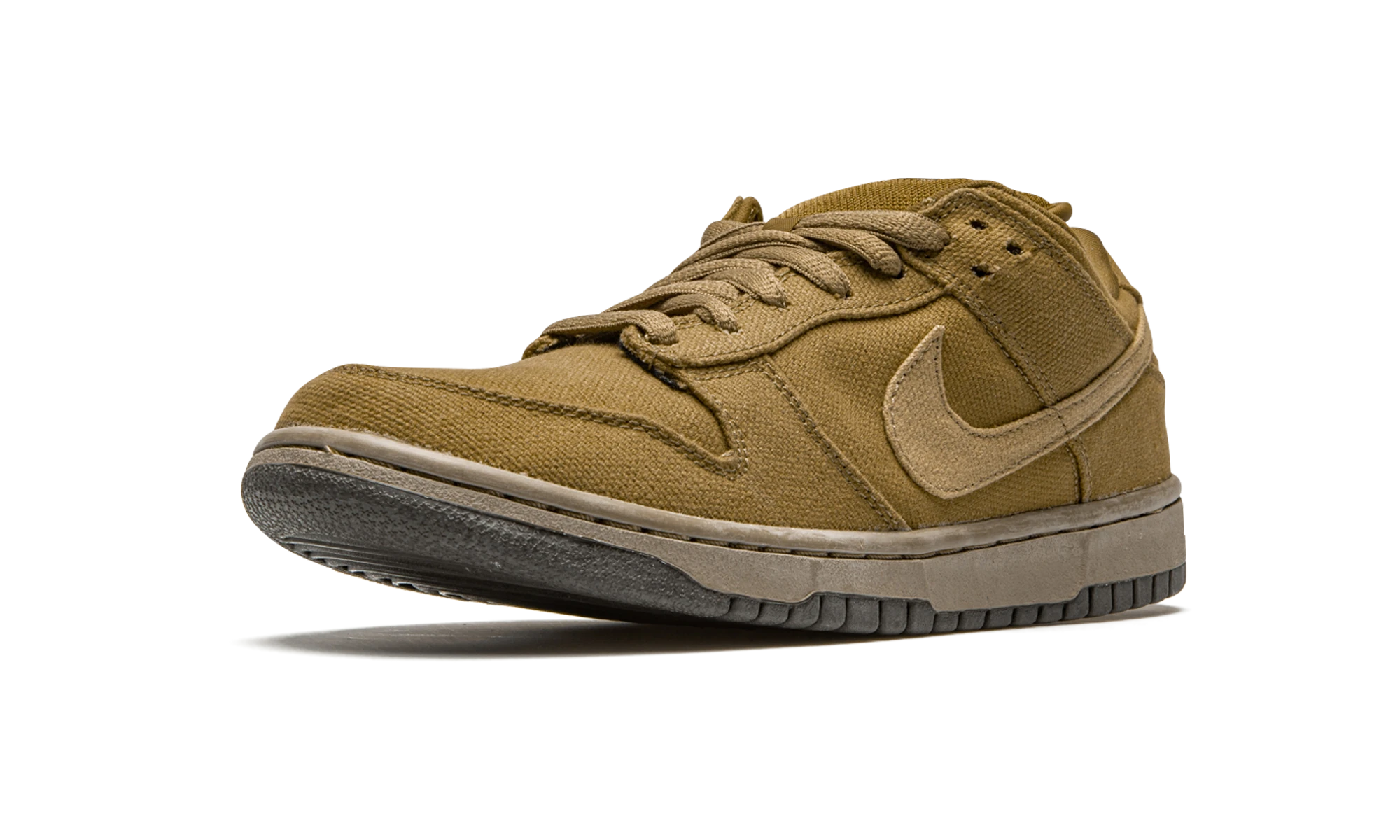 Outer rubber sole of the Nike SB Dunk Low Pro Spanish Moss (304292-321).