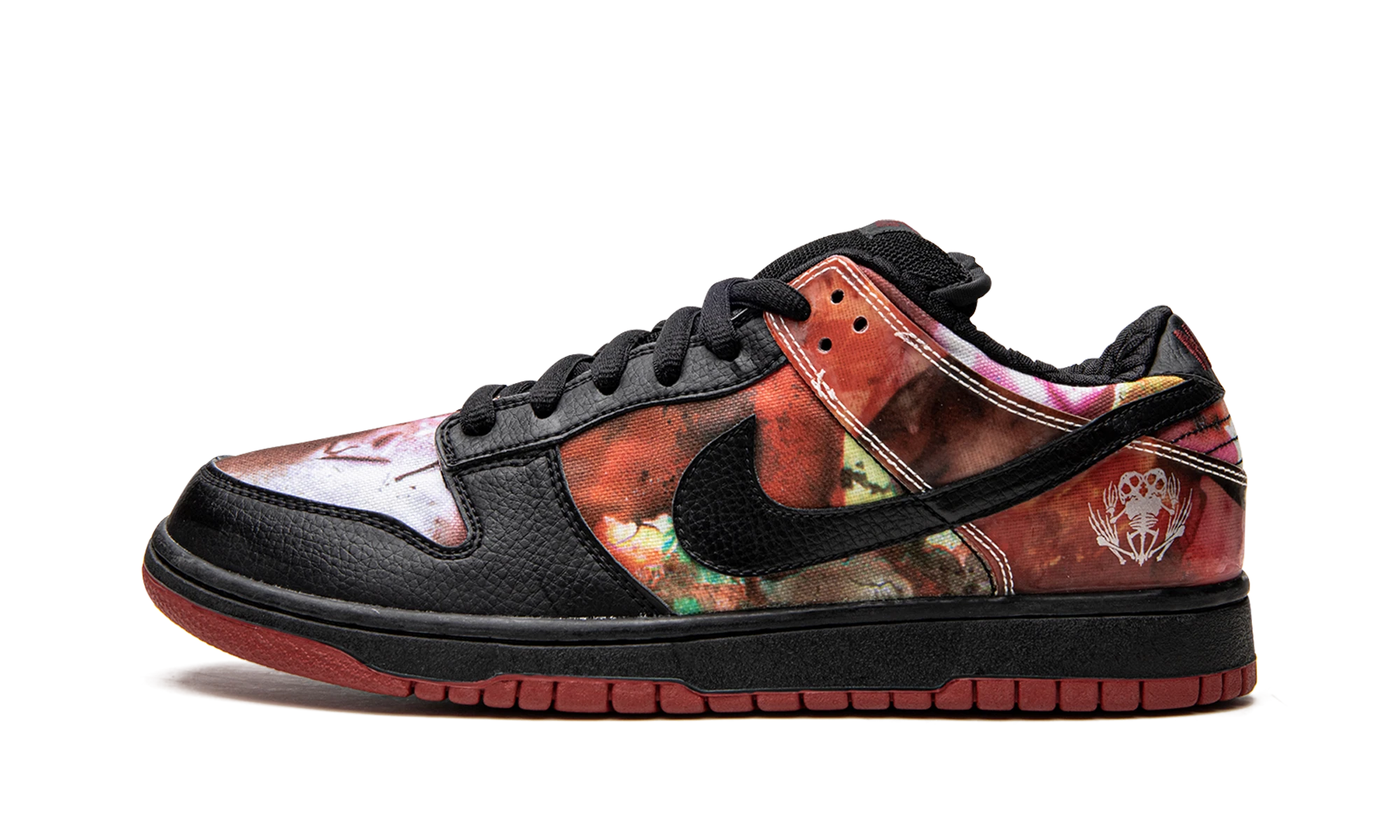 Sneaker Nike SB Dunk Low Pushead 1 (313233-001) in leather black — outer profile view.