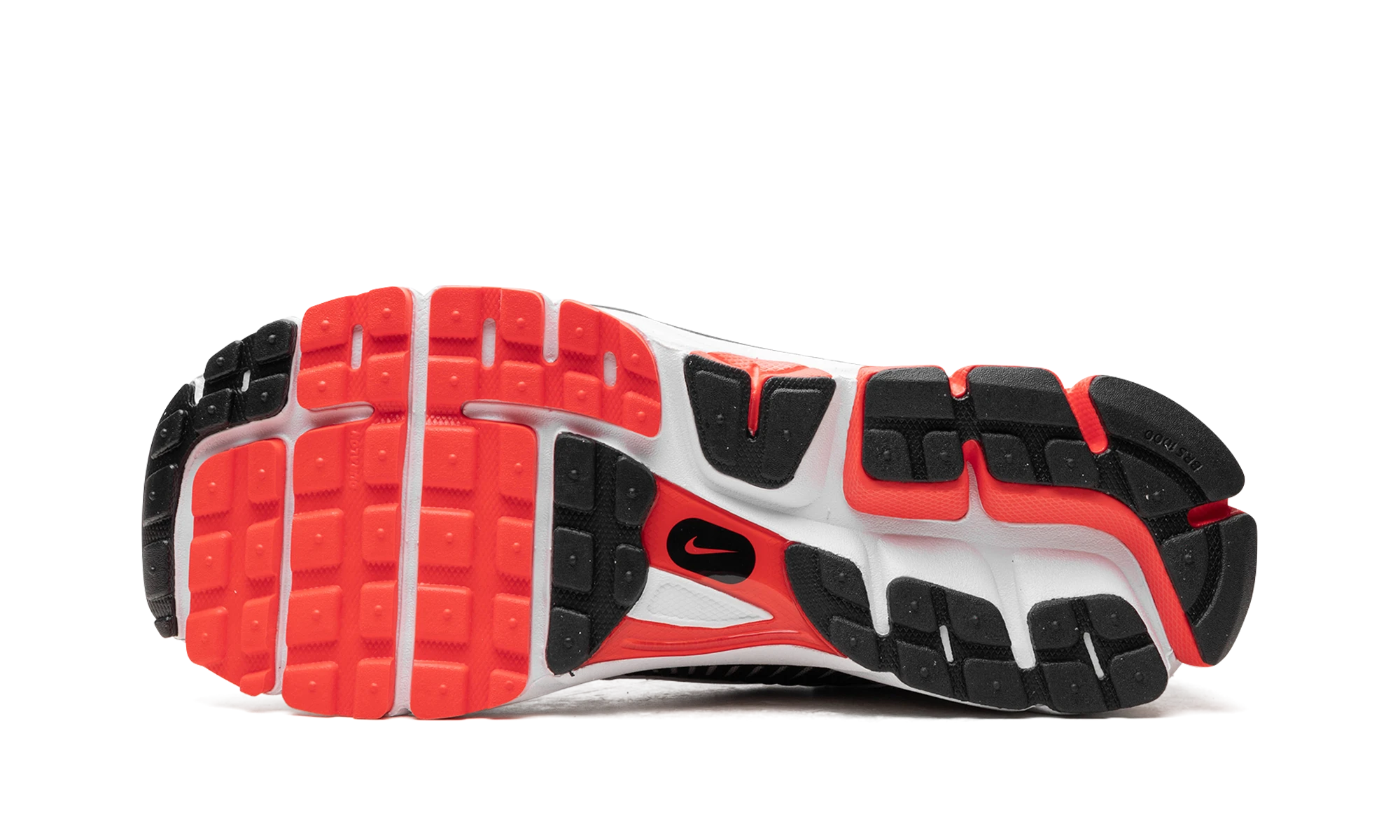 Outer rubber sole of the Nike Zoom Vomero 5 Bright Crimson (CZ8667-600).