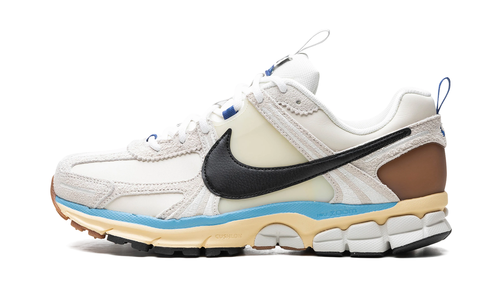 Sneaker Nike Zoom Vomero 5 Designed by Japan in multicolore, available in Europe — outer profile view.
