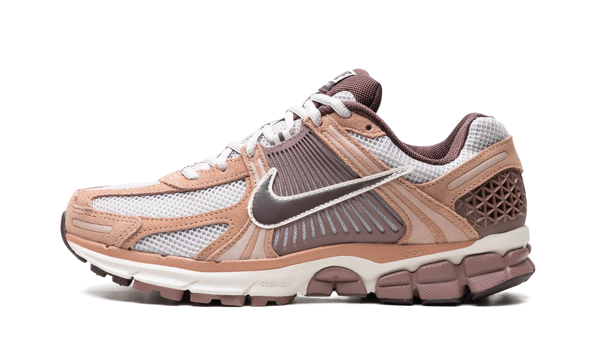 Sneaker Nike Zoom Vomero 5 Dusted Clay in mesh purple, available in Europe — outer profile view.