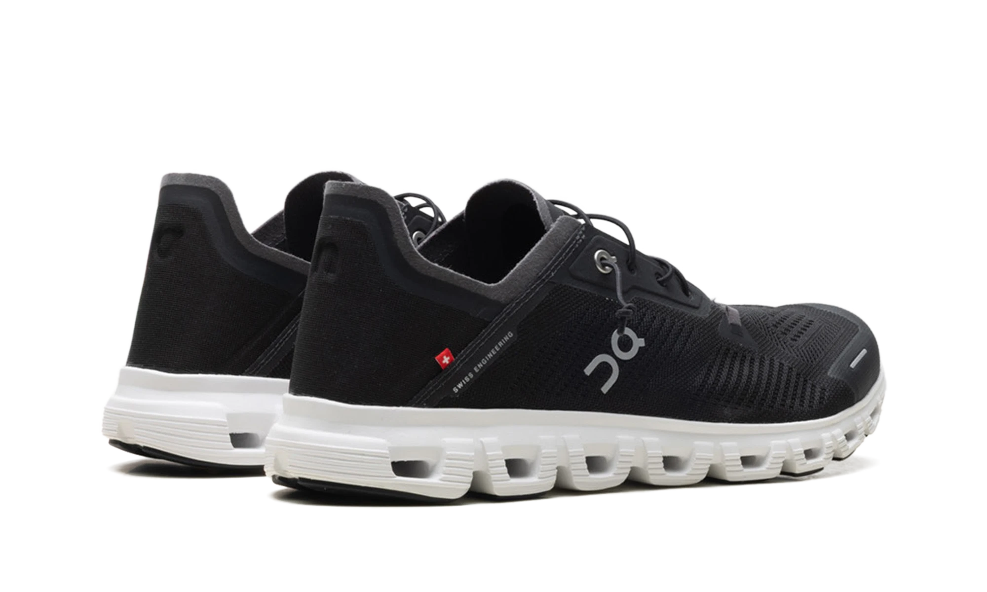 Par tenisice On Running Cloud 6 Coast Black White (3MF10030299) – novi i autentični s originalnom kutijom.