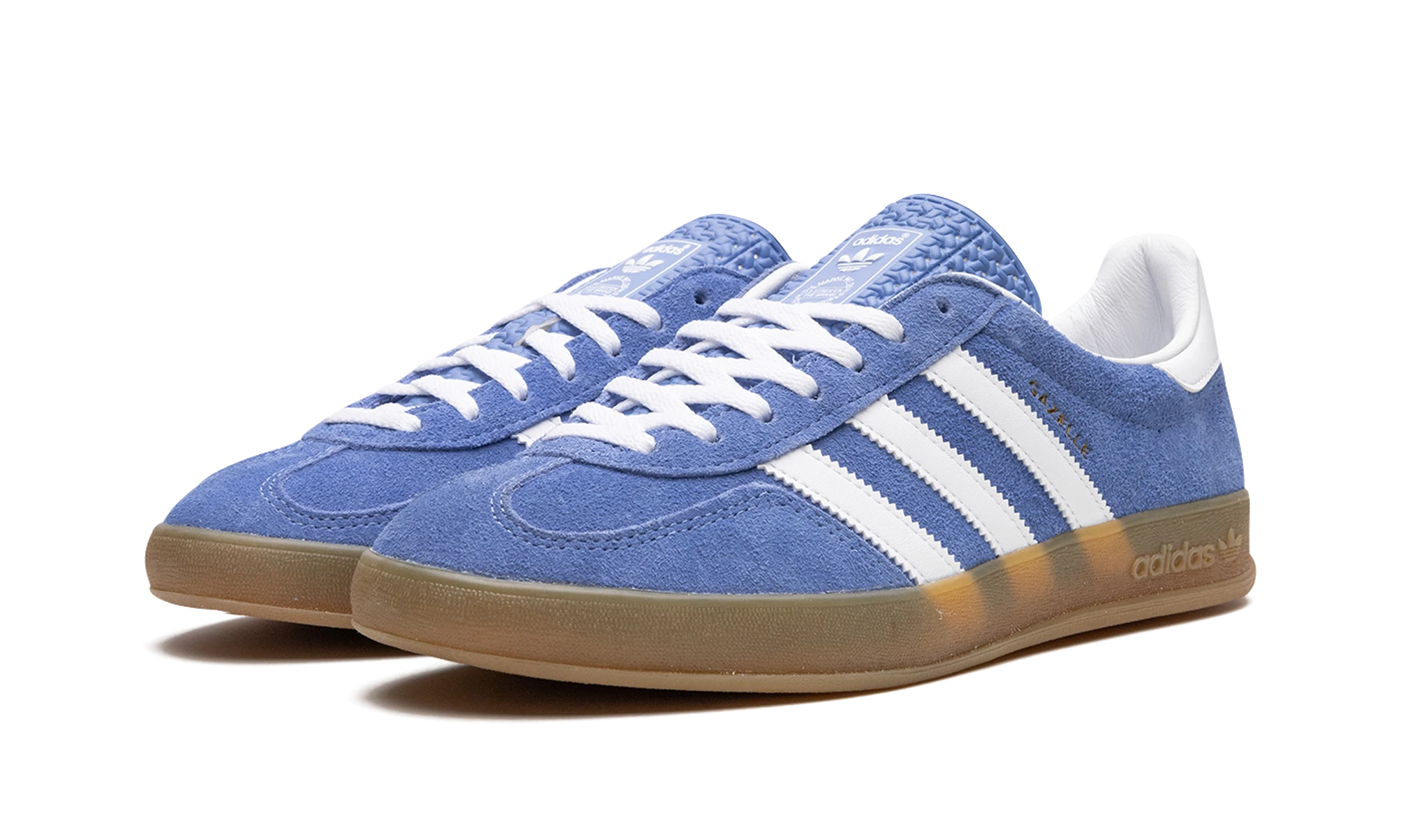 Detail vnitřní strany tenisky Adidas Gazelle Indoor Blue Fusion Gum (HQ8717) bleu, blanc et or.