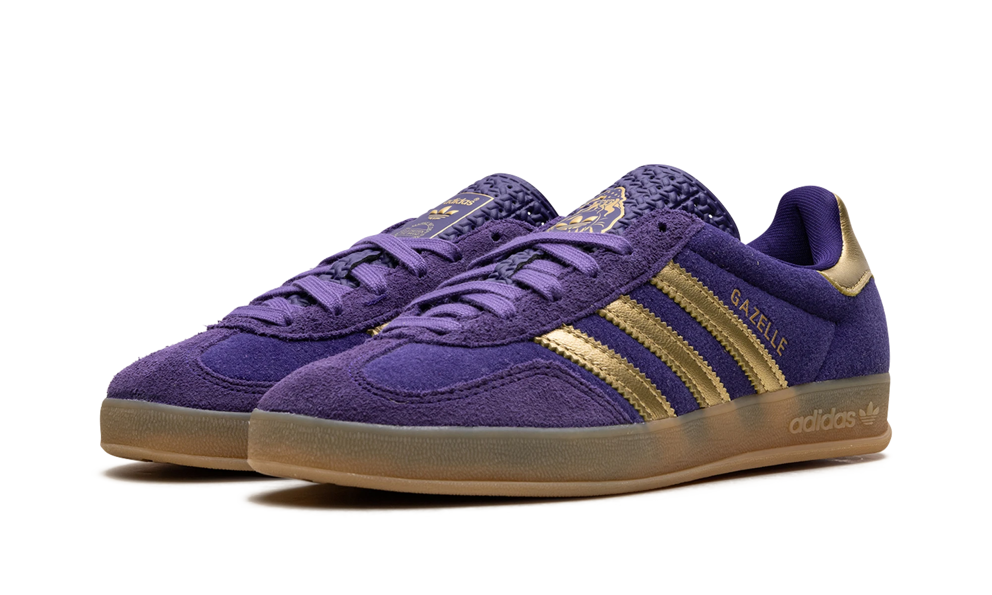 Detail of the inner side of the sneaker Adidas Gazelle Indoor West NYC Wizard (JR5166) violet, or et marron.