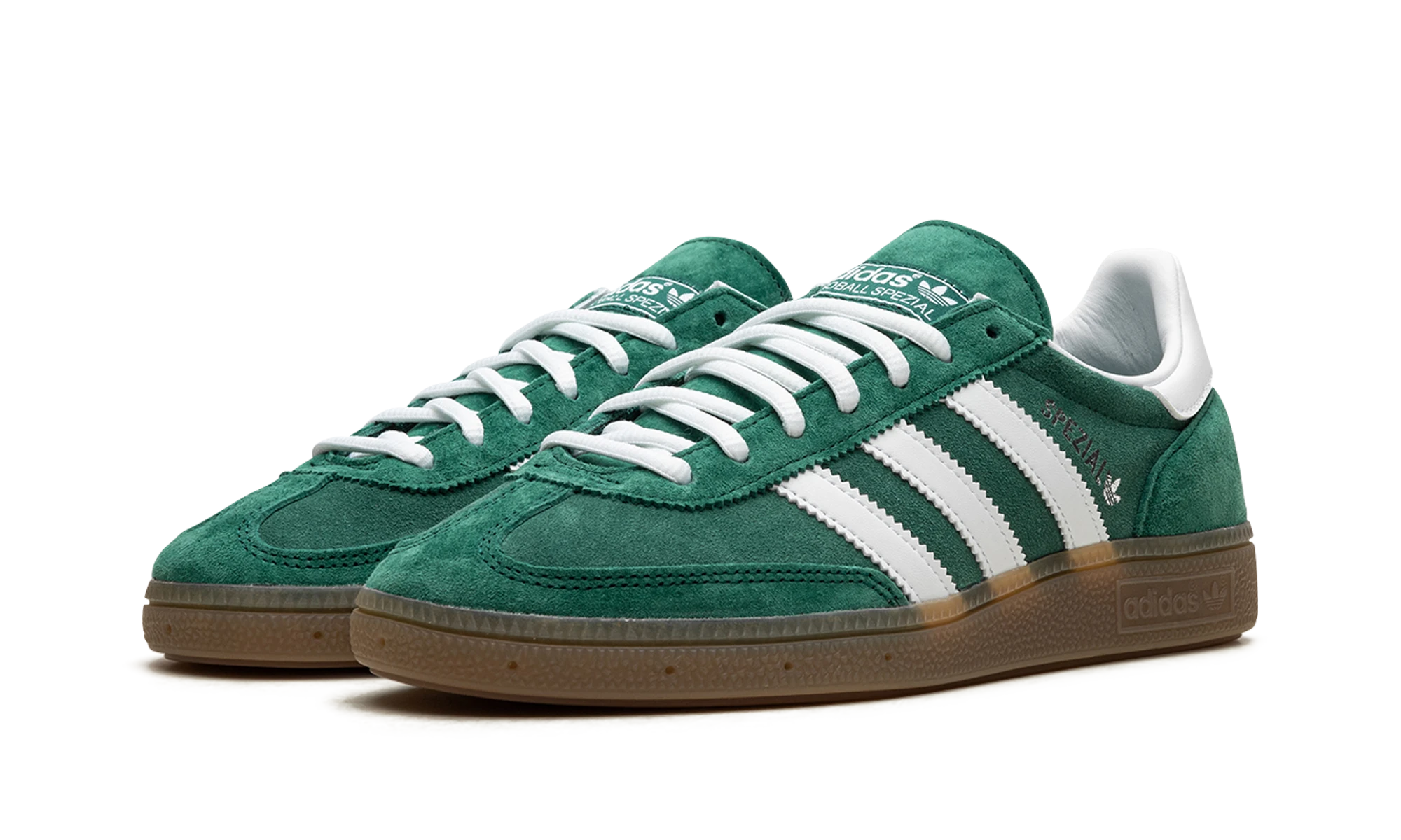 Detail of the inner side of the sneaker Adidas Handball Spezial Collegiate Green Gum (IF8913) vert, blanc et marron.